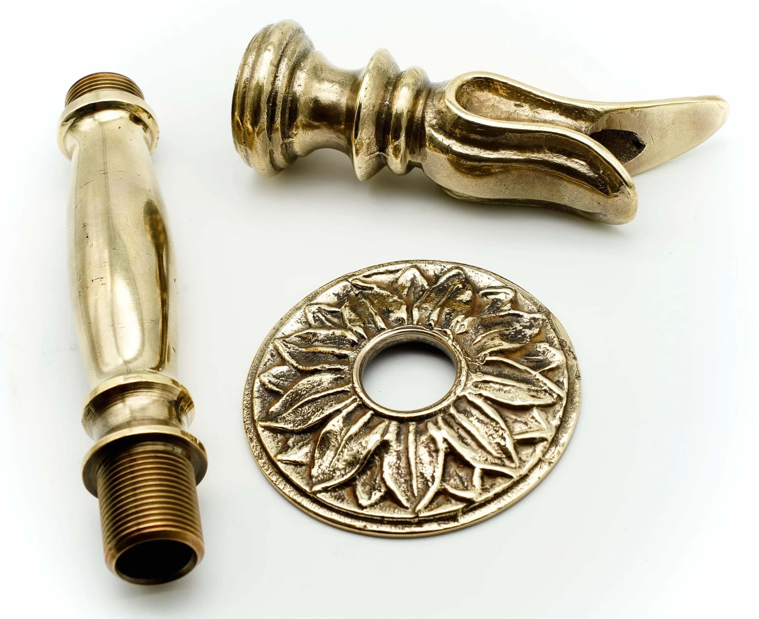 L'Artistica F.LLI PERINCIOLI | Grifo de salida continua de 3/4 pulg M, salida de latón para fuentes de columna o de pared, 310 mm