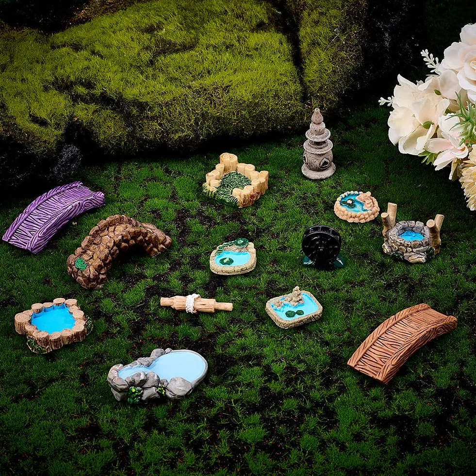 GORGECRAFT 12pz 12 Estilos de Puente de Jardín En Miniatura de Resina Minifaro Rueda Hidráulica Pozo Piscina Adornos de Construcción Puentes de Hadas Pequeñas Estatuas para Manualidades de Bricolaje
