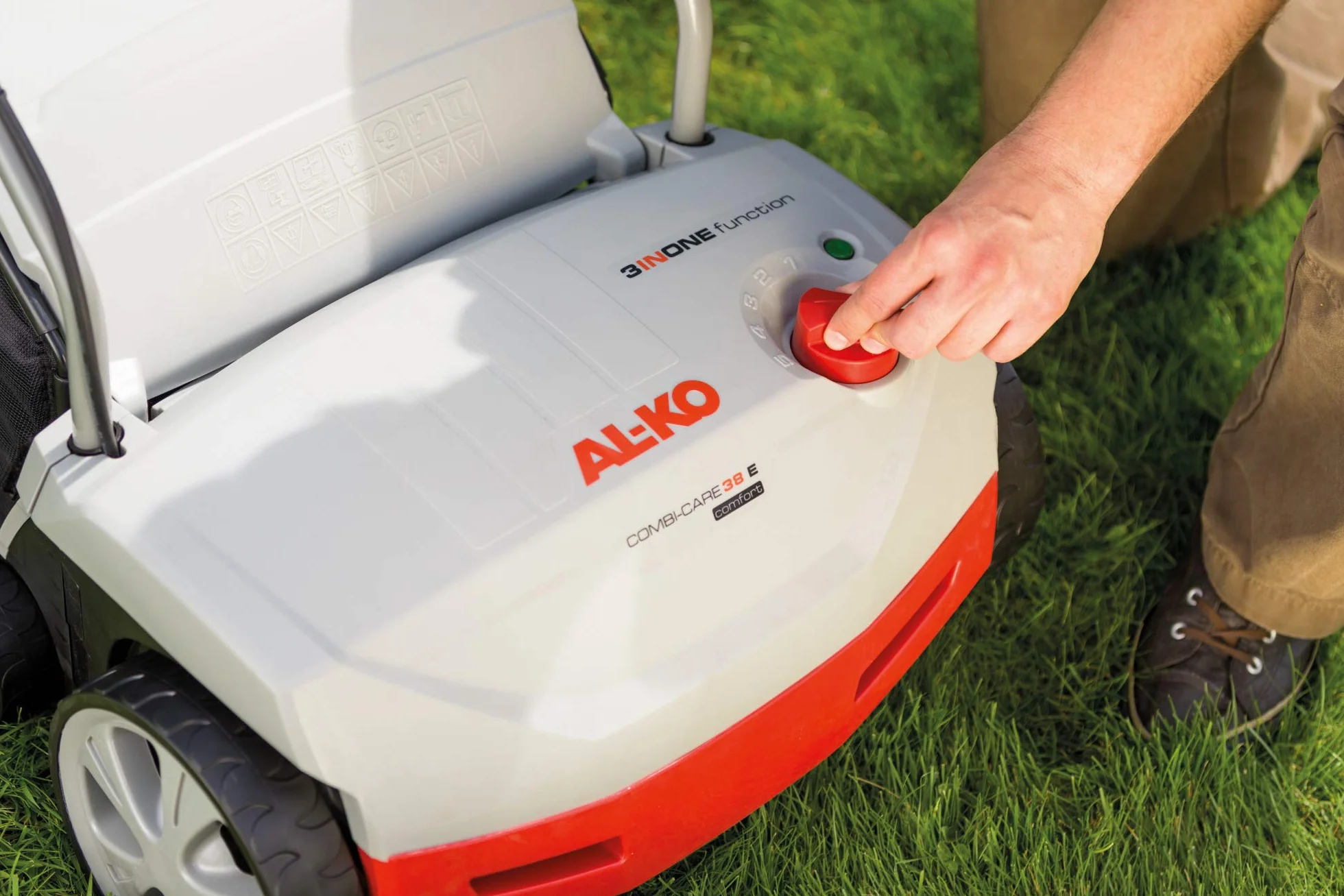 AL-KO 112800 Combi Care 38 E Comfort - Escarificador (incluye caja) [Importado de Alemania]