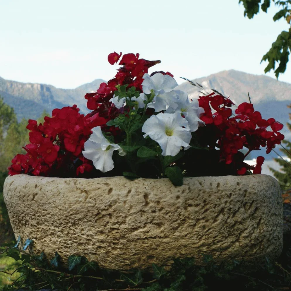 AnaParra Pila - Jardinera Rústica 40x23x14cm. Maceta para Exterior de Hormigón Piedra| Capacidad: 7L. Peso: 11Kg.