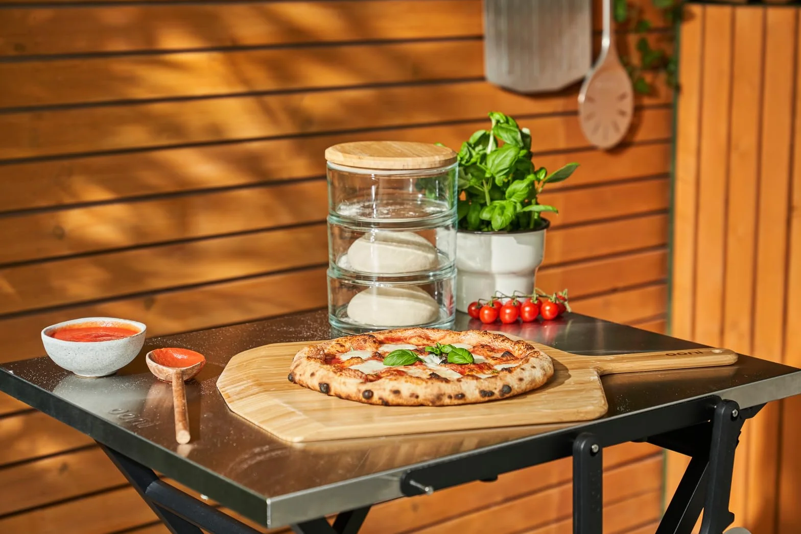Ooni Mesa Plegable – Mesa de Horno de Pizza al Aire Libre portátil – Mesa de Exterior Plegable de Acero Inoxidable