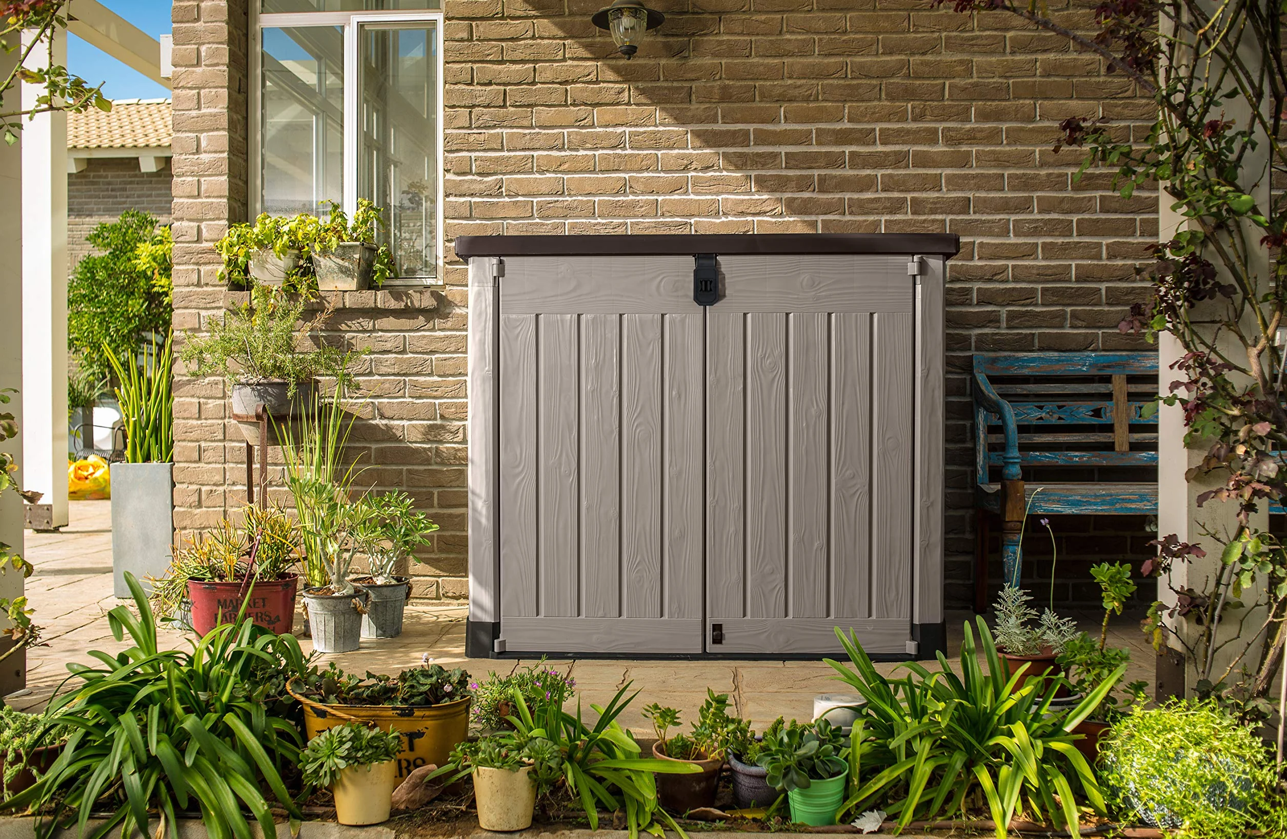 Keter Sio Pro -Cobertizo de jardín Exterior, Capacidad 1200L, Color Beige/Marrón, 145,5 x 82 x 123 cm