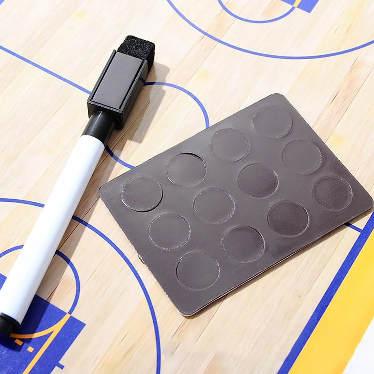 Pizarra Baloncesto Entrenador CREADY con Imanes y Lapiceros Carpeta Tactica