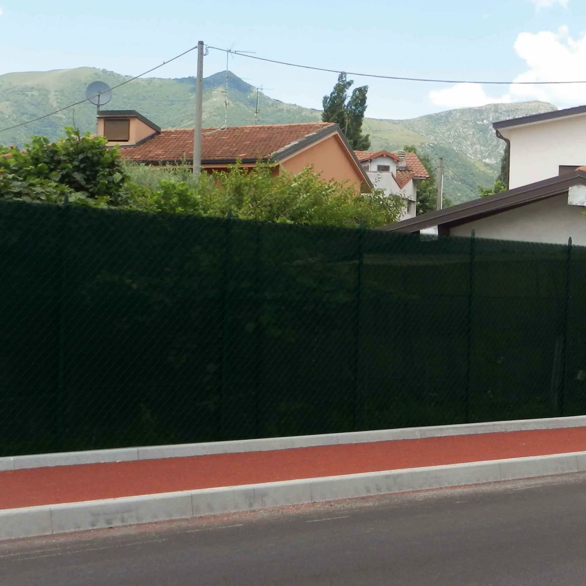 Tenax Jamaica 2,00x100 m Verde, Malla Tejida de Ocultación y Sombreadora para Jardines, Cercas y Terrazas