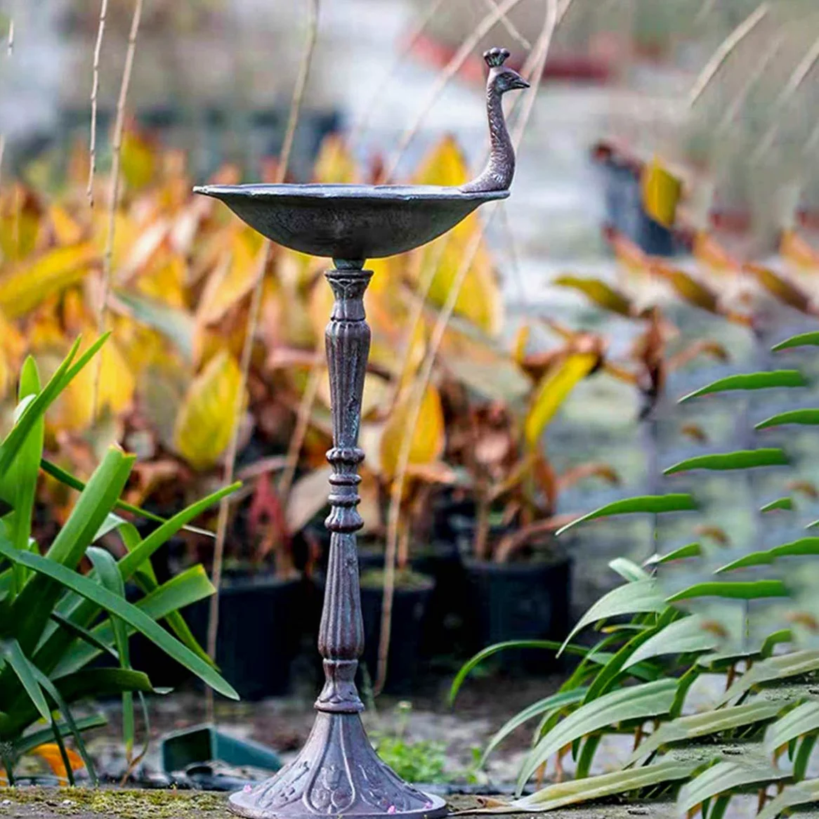 TentHome - Comedero y Bebedero para Pájaros en Forma de Pavo Real, Hierro Fundido, para Baño de Pájaros, Jardín Exterior, Marrón Envejecido