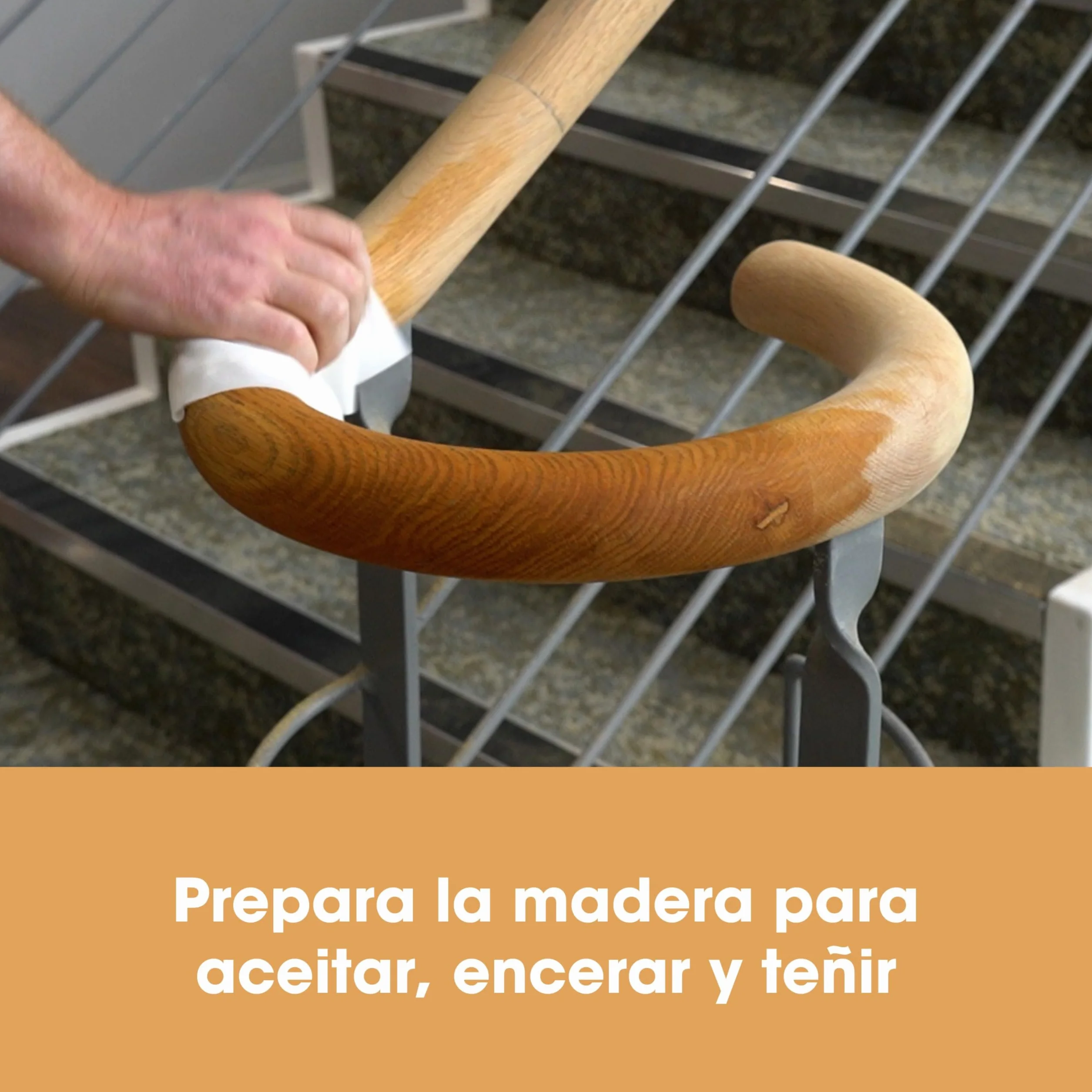 Limpiador Madera Furniture Clinic, Restaura, Limpia Superficies de Madera, Suelos, Puertas, Muebles, Terrazas. Para Interiores, Exteriores. Elimina la Cera Polvo Acumulado la Grasa Suciedad - 500ml