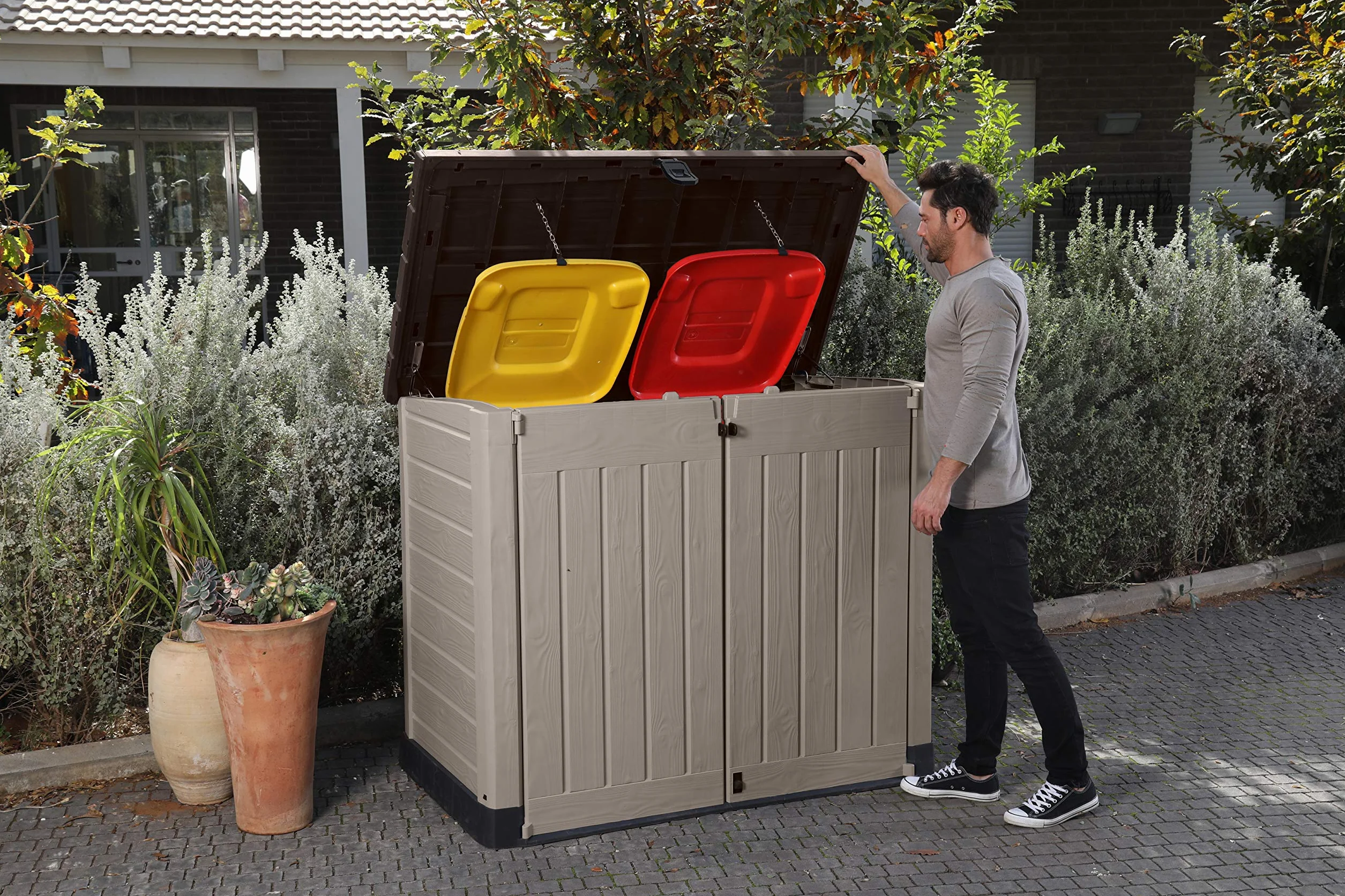 Keter Sio Pro -Cobertizo de jardín Exterior, Capacidad 1200L, Color Beige/Marrón, 145,5 x 82 x 123 cm