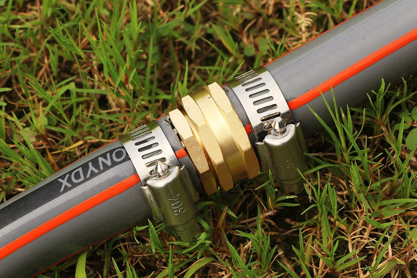 Conector de manguera de jardín de latón macizo con abrazaderas de acero inoxidable, accesorios de manguera de jardín macho y hembra, 3 juegos (3/4")