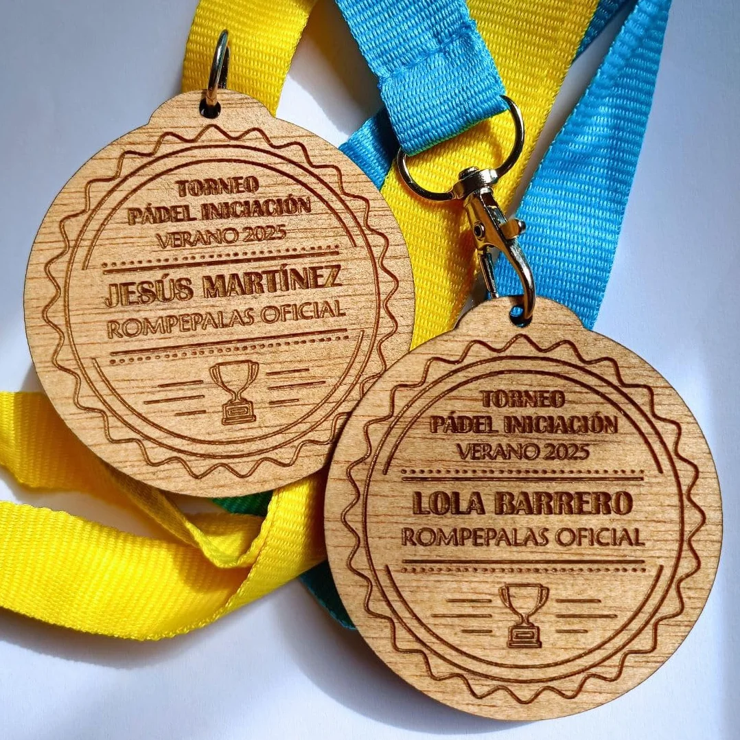 Medallas Personalizadas Infantiles de Madera, Regalo Fin de Curso Escolar