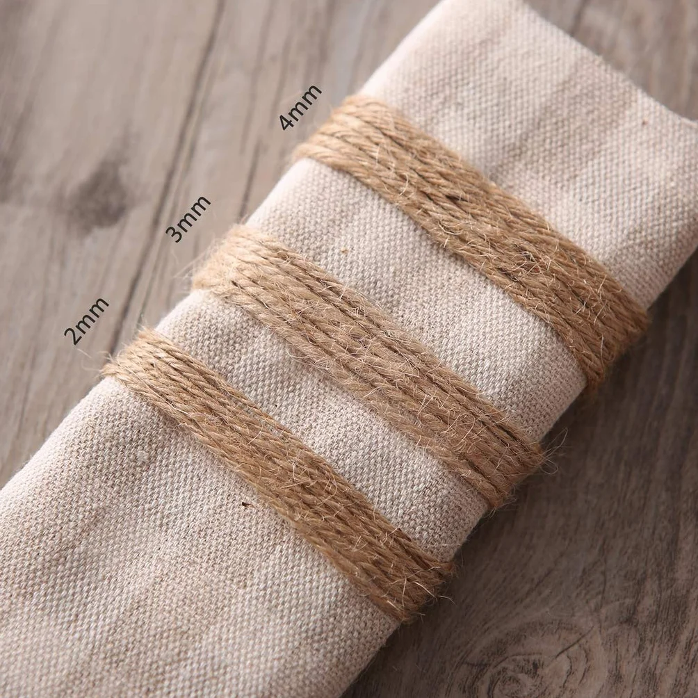 Quotidian Marrón Natural 3 ply Jute Cordel de Yute Rollos 1/6" (0,4cm) 492 Pies - Envoltura Colgar Cuadros Gardening