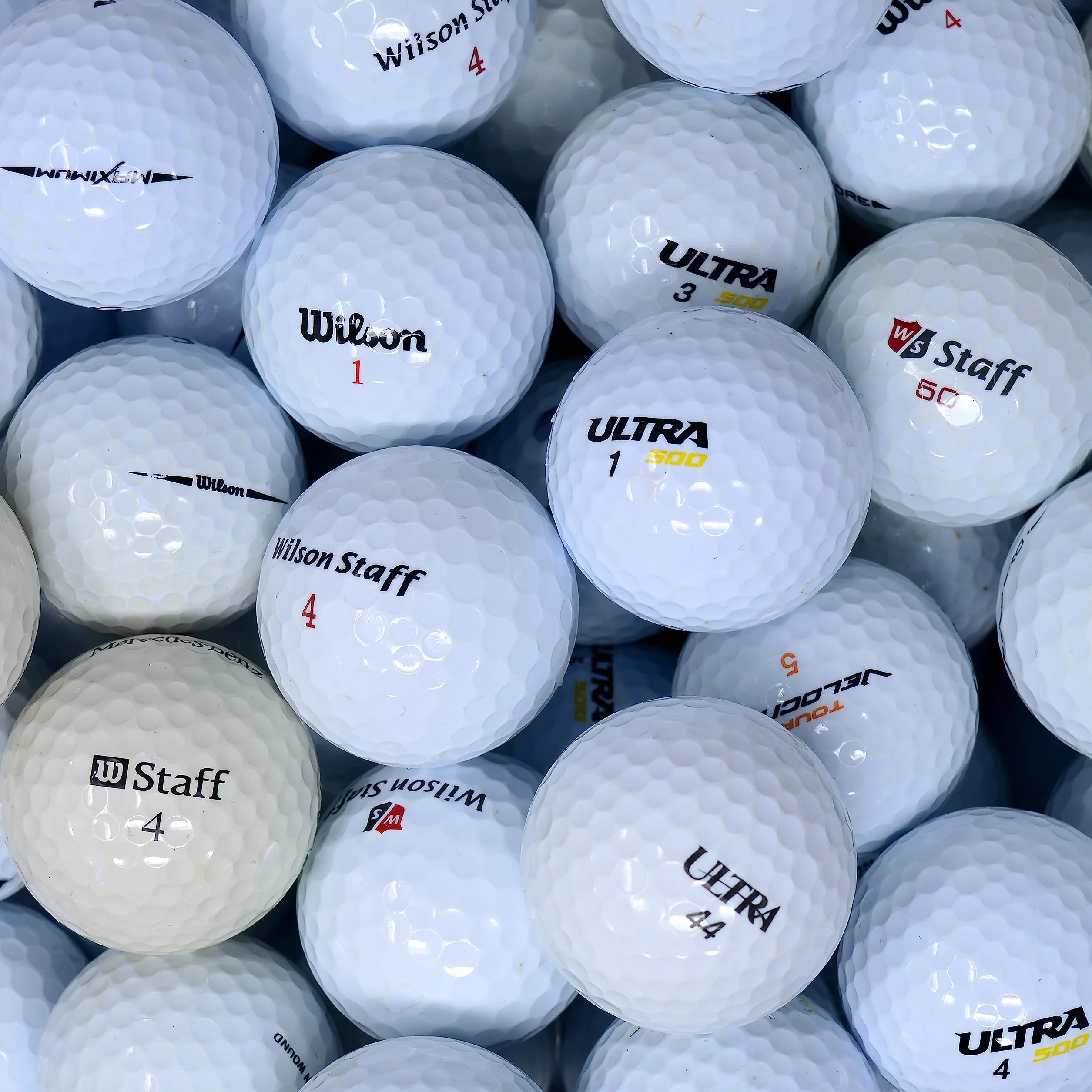 Pelotas de Golf Recicladas Grado A Second Chance Lakeballs 12 Unidades Mezcla Wilson