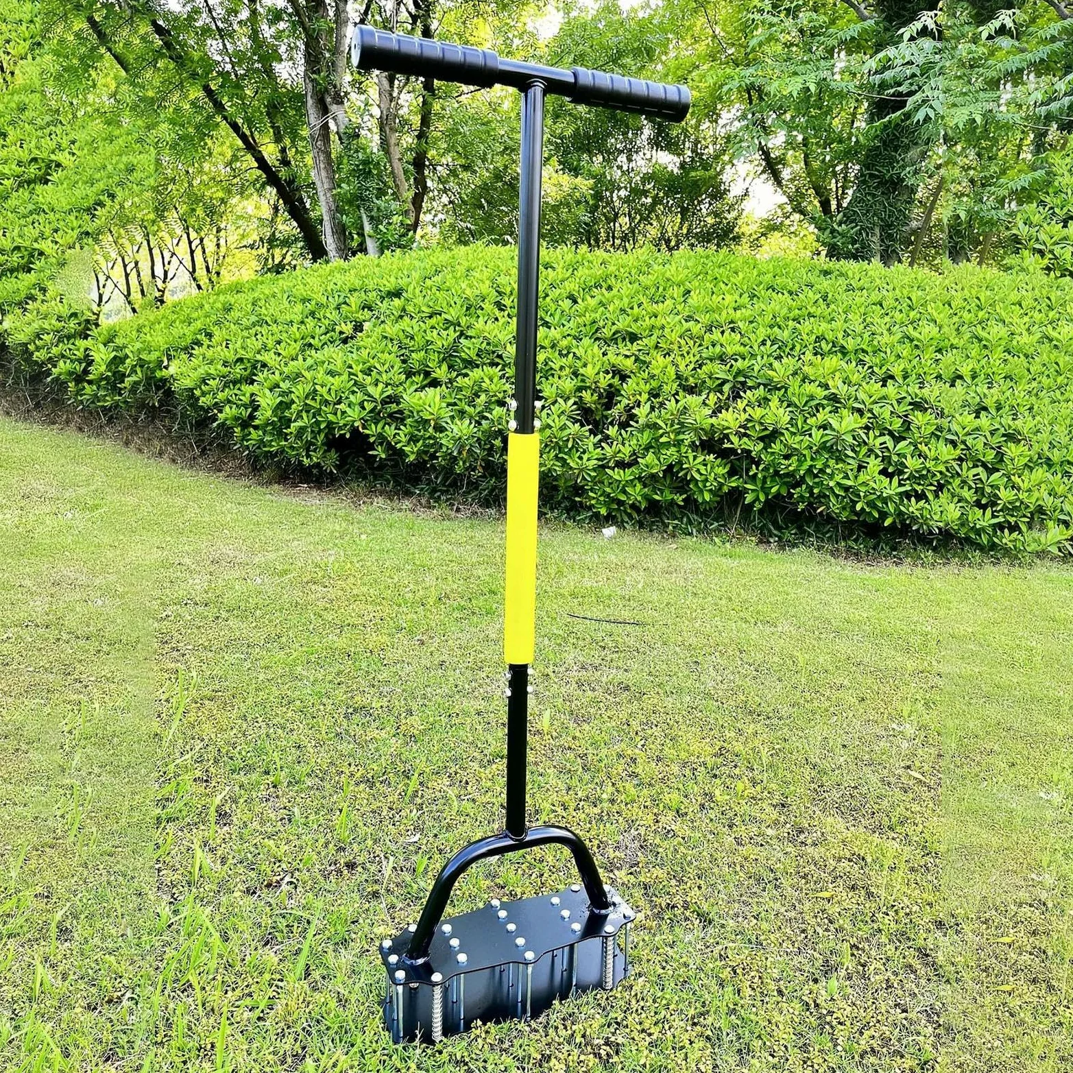 Aireador de Césped Herramienta manual de aireación | Aireador de Césped con Resorte y 17 Púas de Acero para aireación de jardines y jardinería de