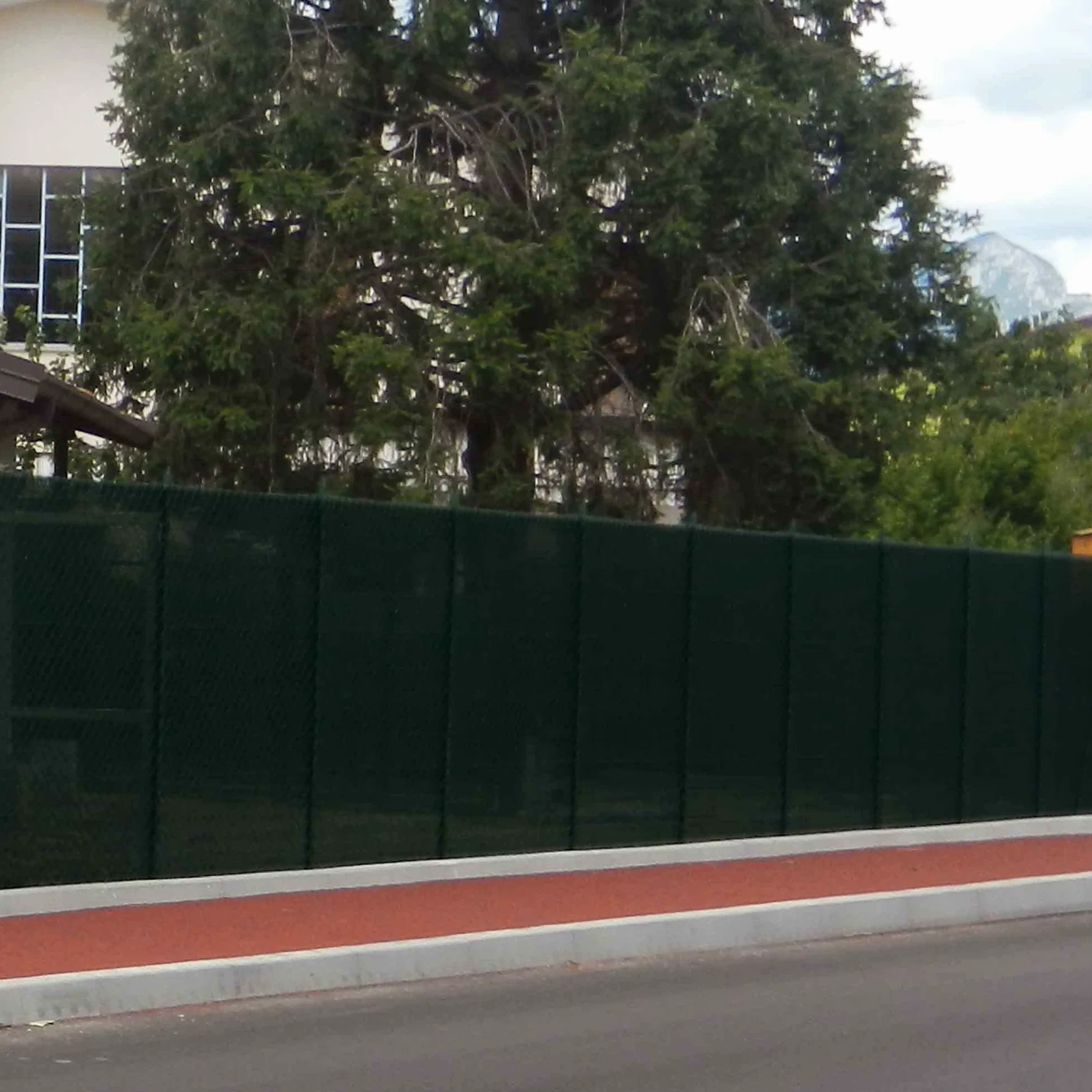 Tenax Jamaica 2,00x100 m Verde, Malla Tejida de Ocultación y Sombreadora para Jardines, Cercas y Terrazas