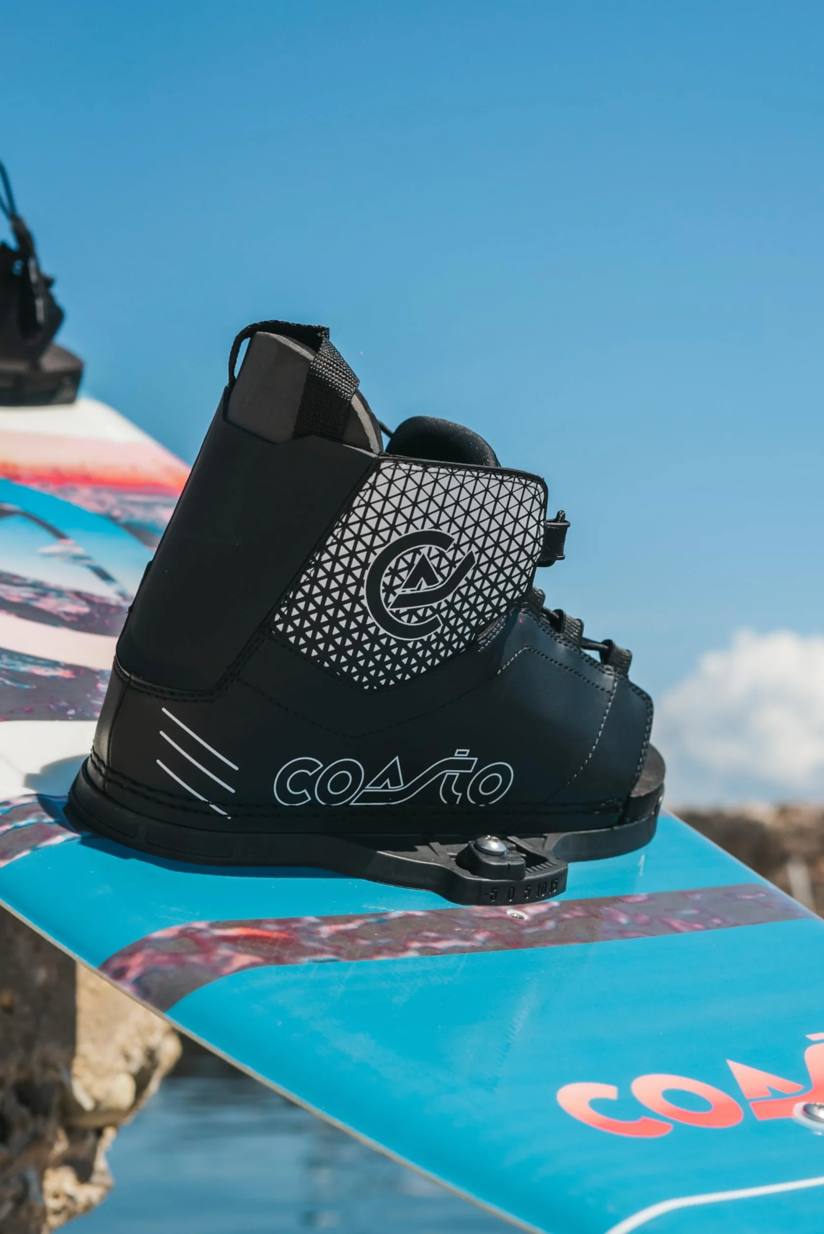 Coasto KYANIT Wakeboard 140 Multicolor