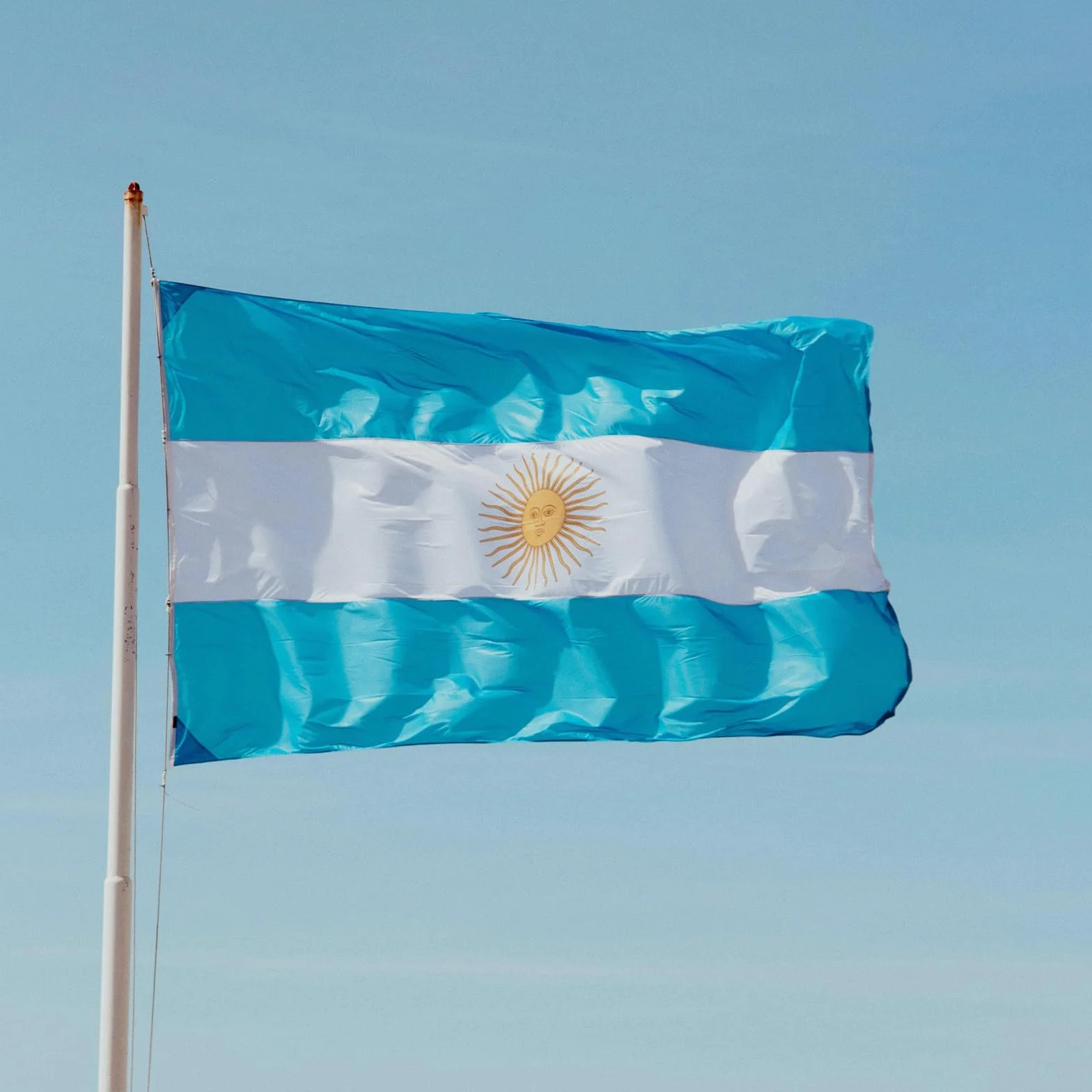 Bandera Grande de Argentina 90x150 cm (5x3ft) Gigante Estandarte argentino para Mundial de Fútbol 2026 Fiesta Nacional Juegos Olímpicos Deportes Decoración Adornos Bar Jardín Calle Tifosos
