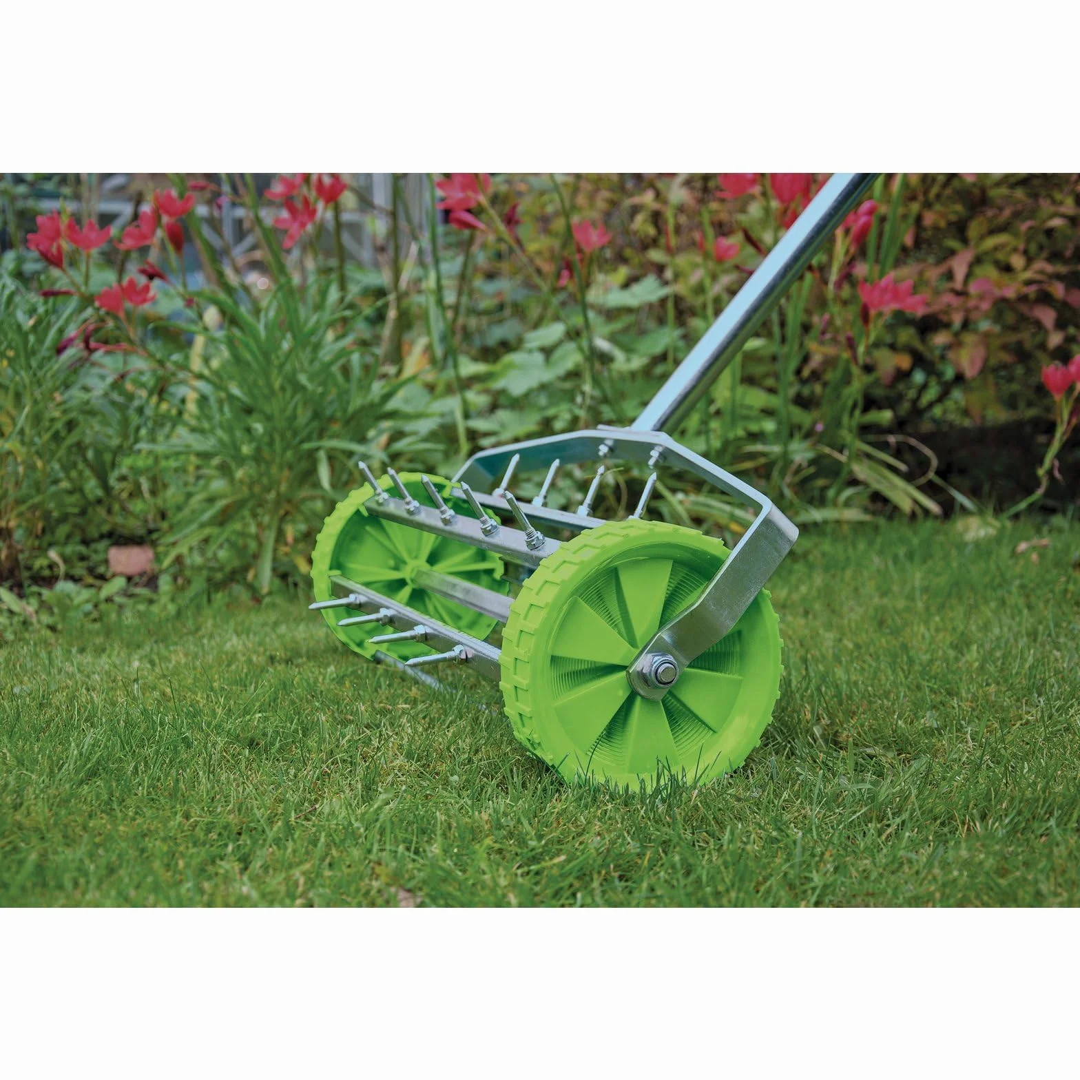 Draper Aireador de césped enrollable con tambor puntiagudo de 450 mm, 83983, para aireación de césped de jardín con púas de 33 mm, 1 unidad