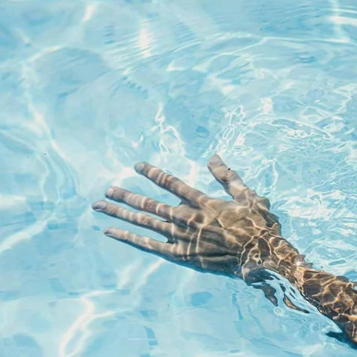 1 Saco Sal Piscinas, Sal Marina Húmeda Ideal para Mantener el Agua Clara y Limpia, 25Kg