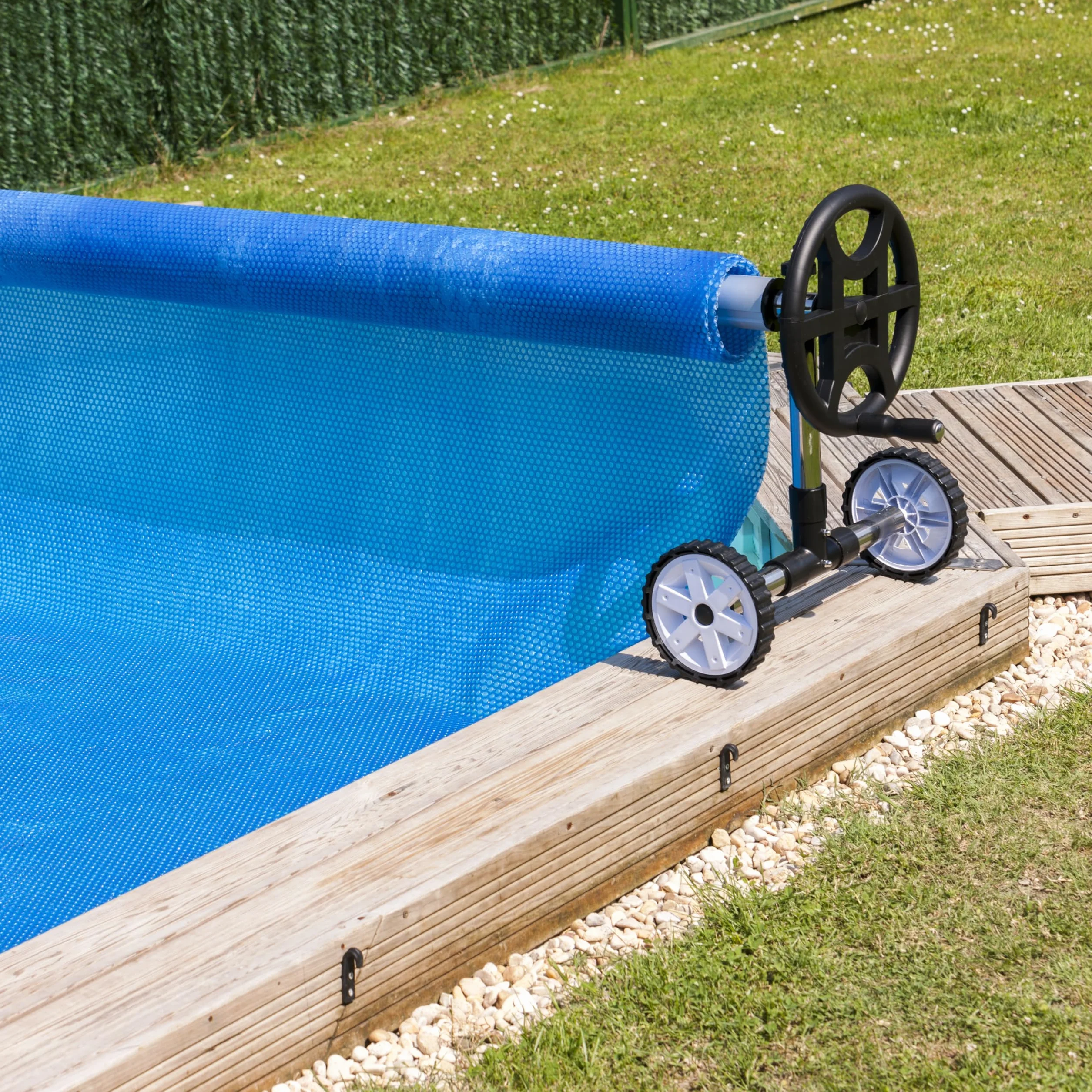 Gre 90171 - Enrollador Telescópico para Piscinas Enterradas - Ancho Máximo 5,50 m, Aluminio Anodizado y Ruedas Giratorias.