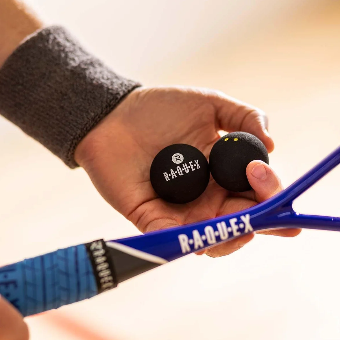 Raquex Pelotas de Squash Progression 4 Bolas Caja Mixta: Doble Punto Amarillo, Amarillo, Rojo, Azul - Aprobado WSF