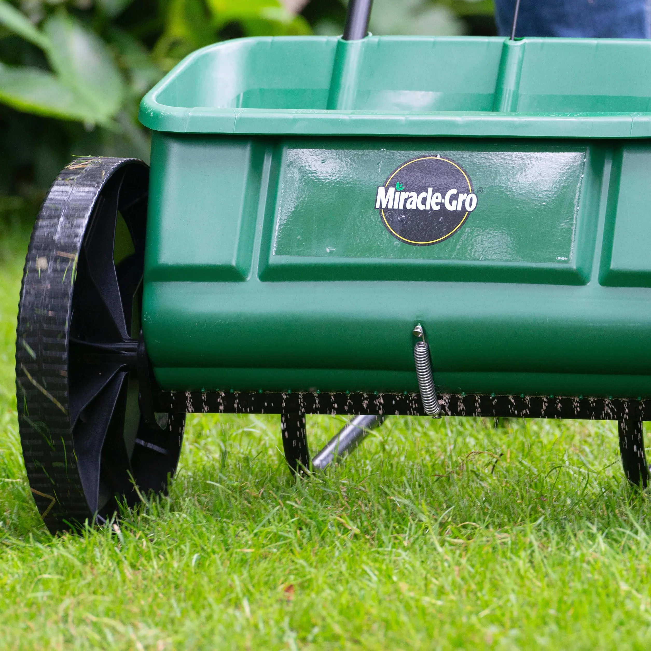 Miracle-Gro Esparcidor de semillas de césped