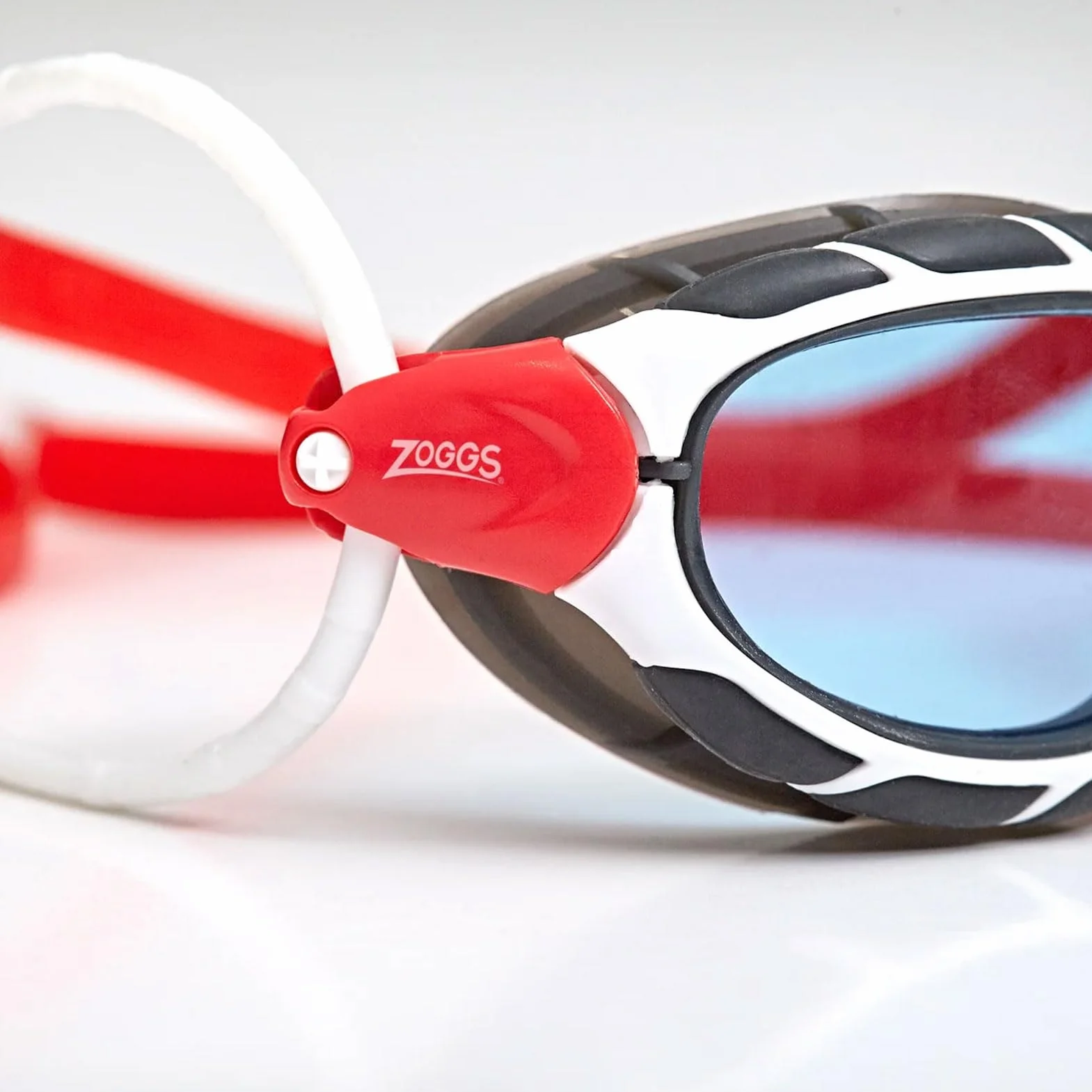 Zoggs Predator Gafas de Natación para Adulto con Lentes UV Antivaho