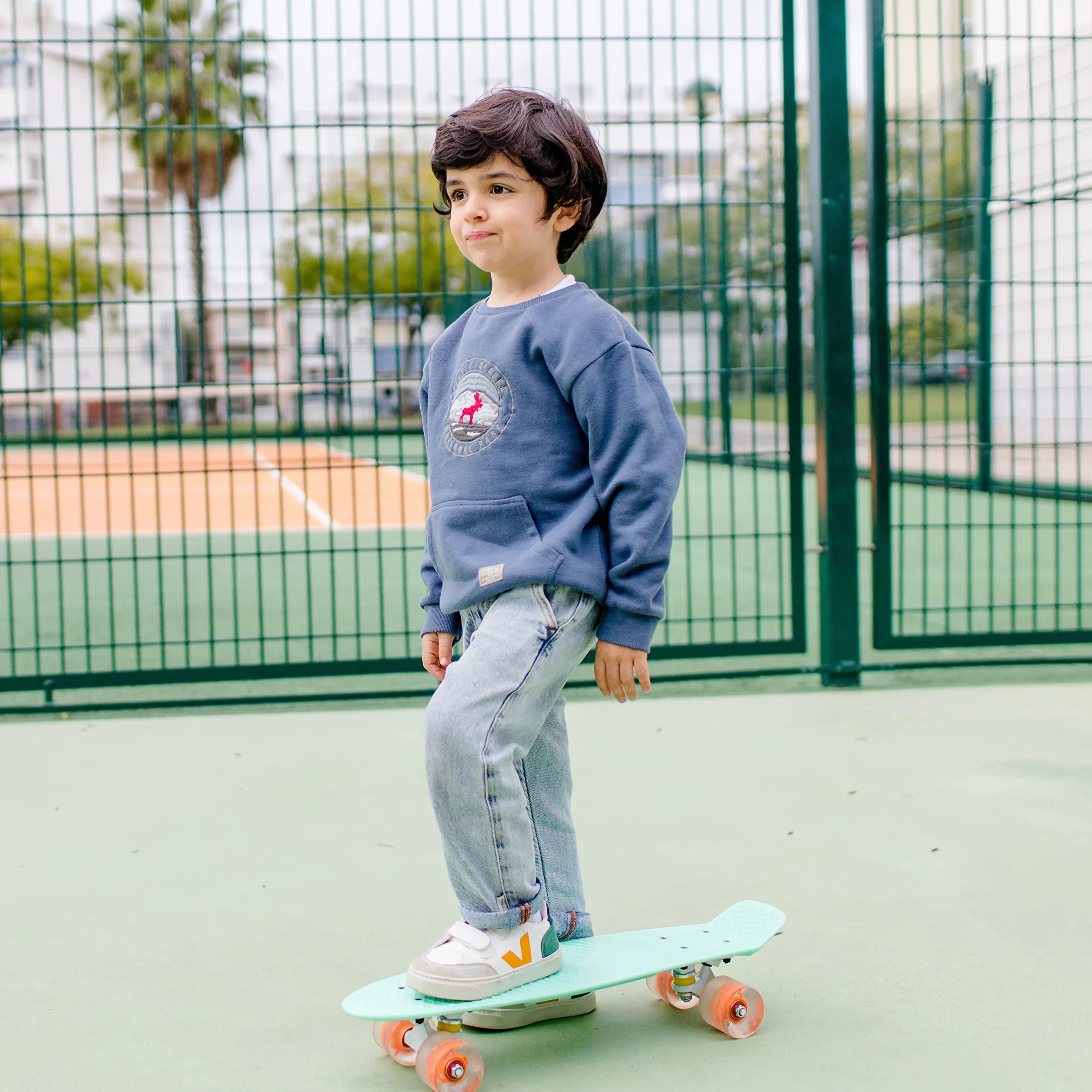 Sawyer Bikes Monopatin Skateboard con Ruedas LED para Niños y Adolescentes