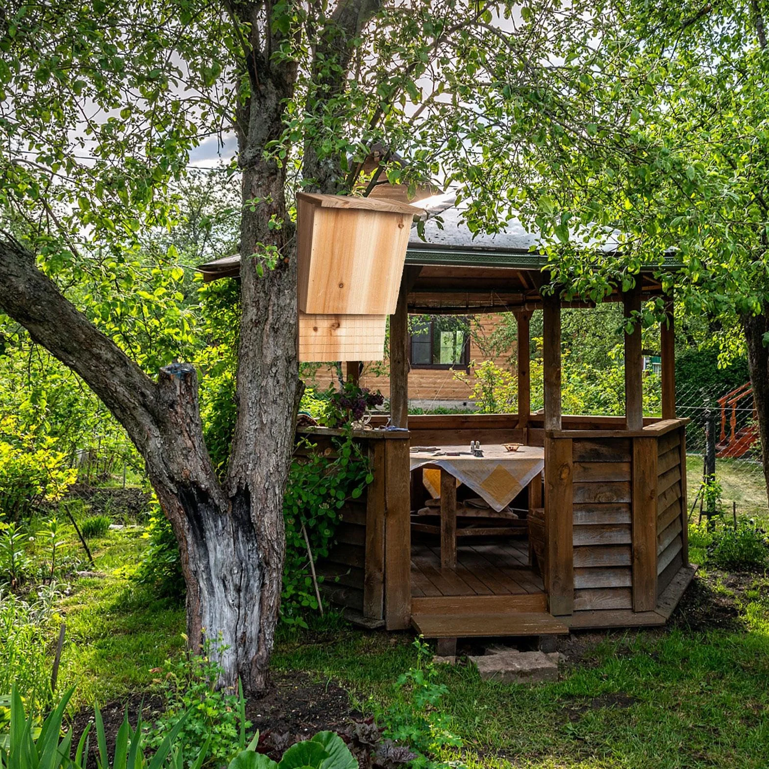 Casas De Murciélagos De Madera - Una Gran Caja De Murciélago Pesada, Refugio De Los Murciélagos De Madera Naturales con Techo, Tornillo De La Intemperie De Verano E Invierno No Tratados