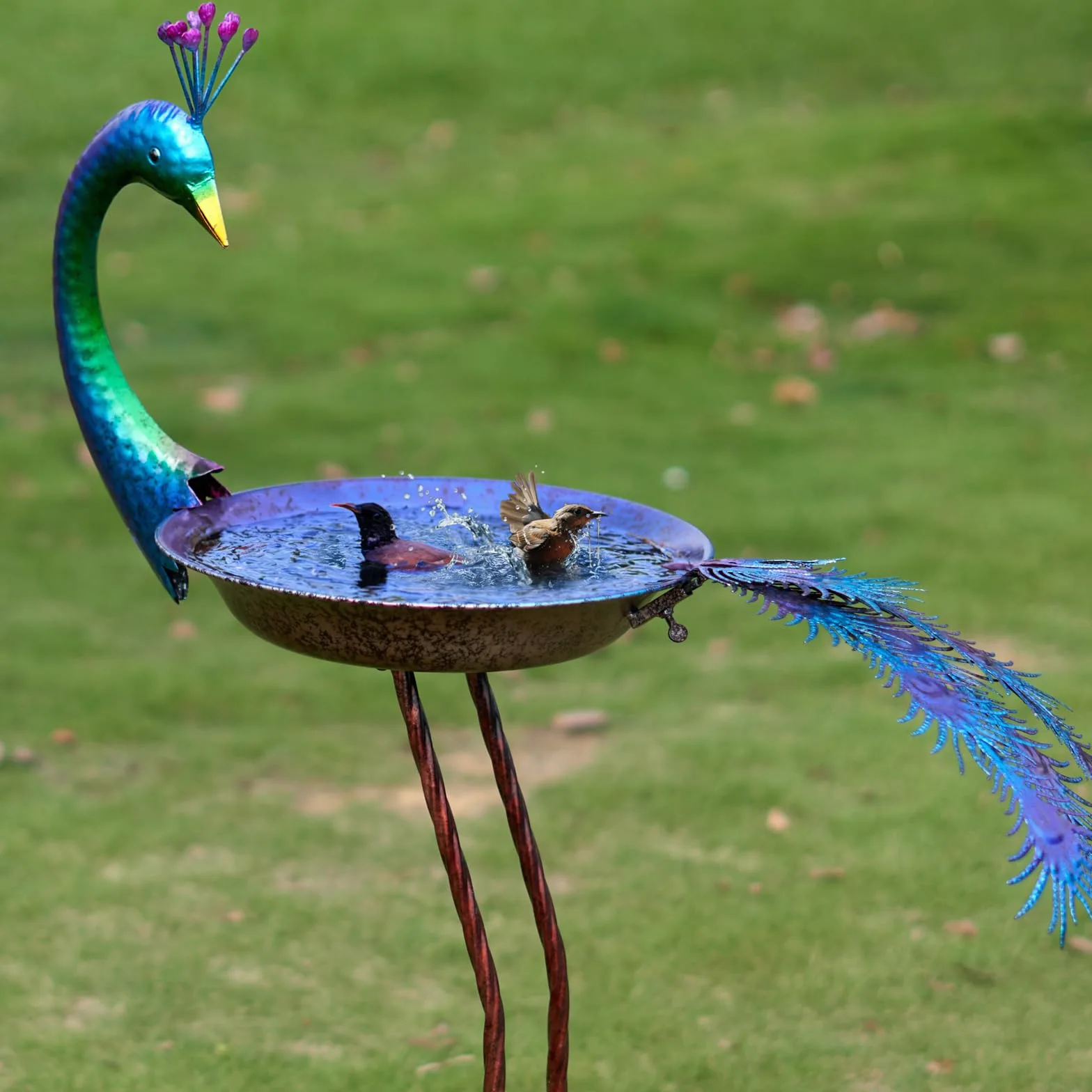 HLQMFHT Baños de pavo real para pájaros de 12.8 pulgadas de ancho x 38.2 pulgadas de alto para exteriores, bandeja de semillas de comedero de pájaros de metal, plato de bebedero para pájaros,