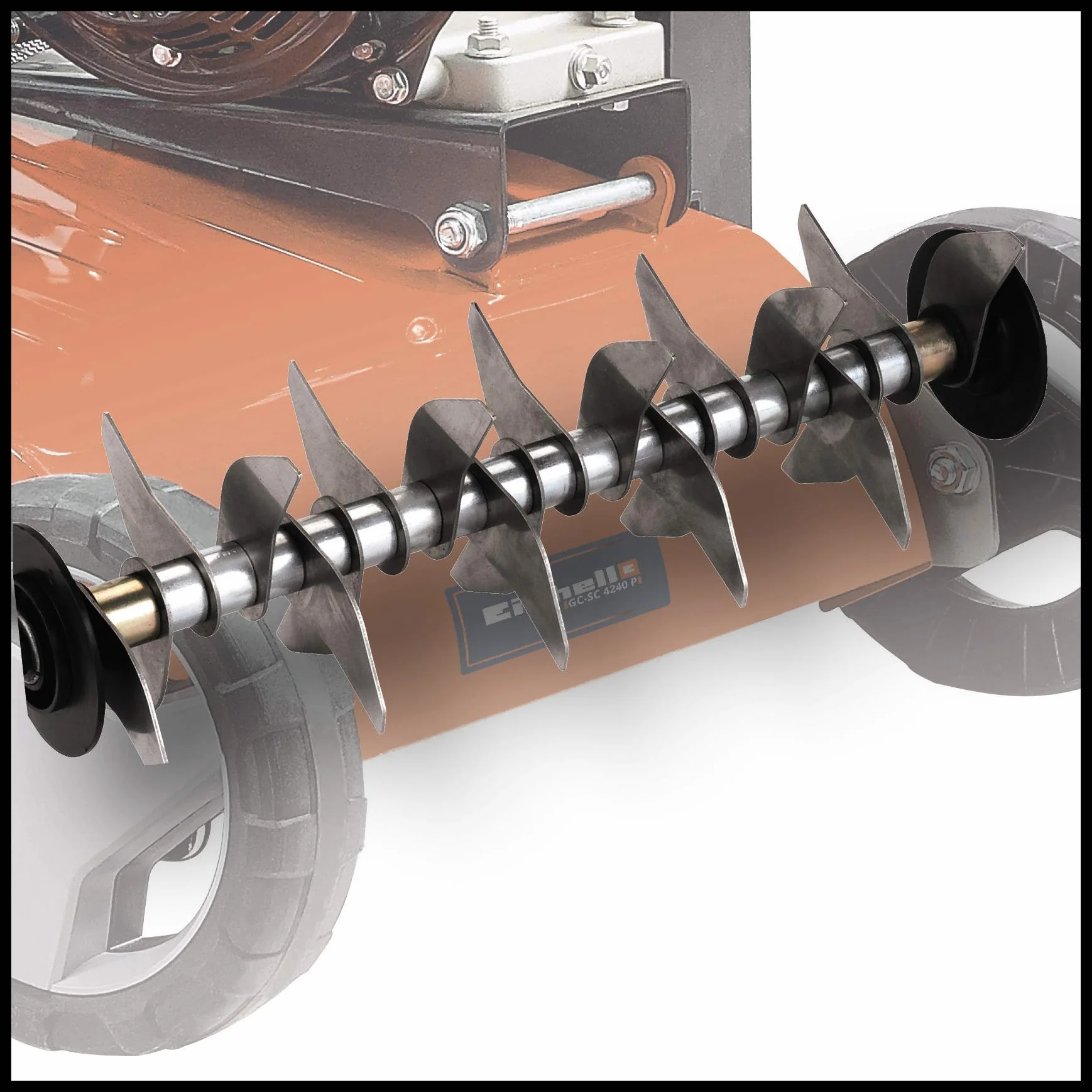 Einhell GC-SC 4240P - Escarificador de Gasolina para césped, 4,2 kw, Motor de 4 Tiempos, Unidad de Corte de rodamiento de Bolas con 18 Cuchillas de Acero, Ajuste de Profundidad de rastrillo de