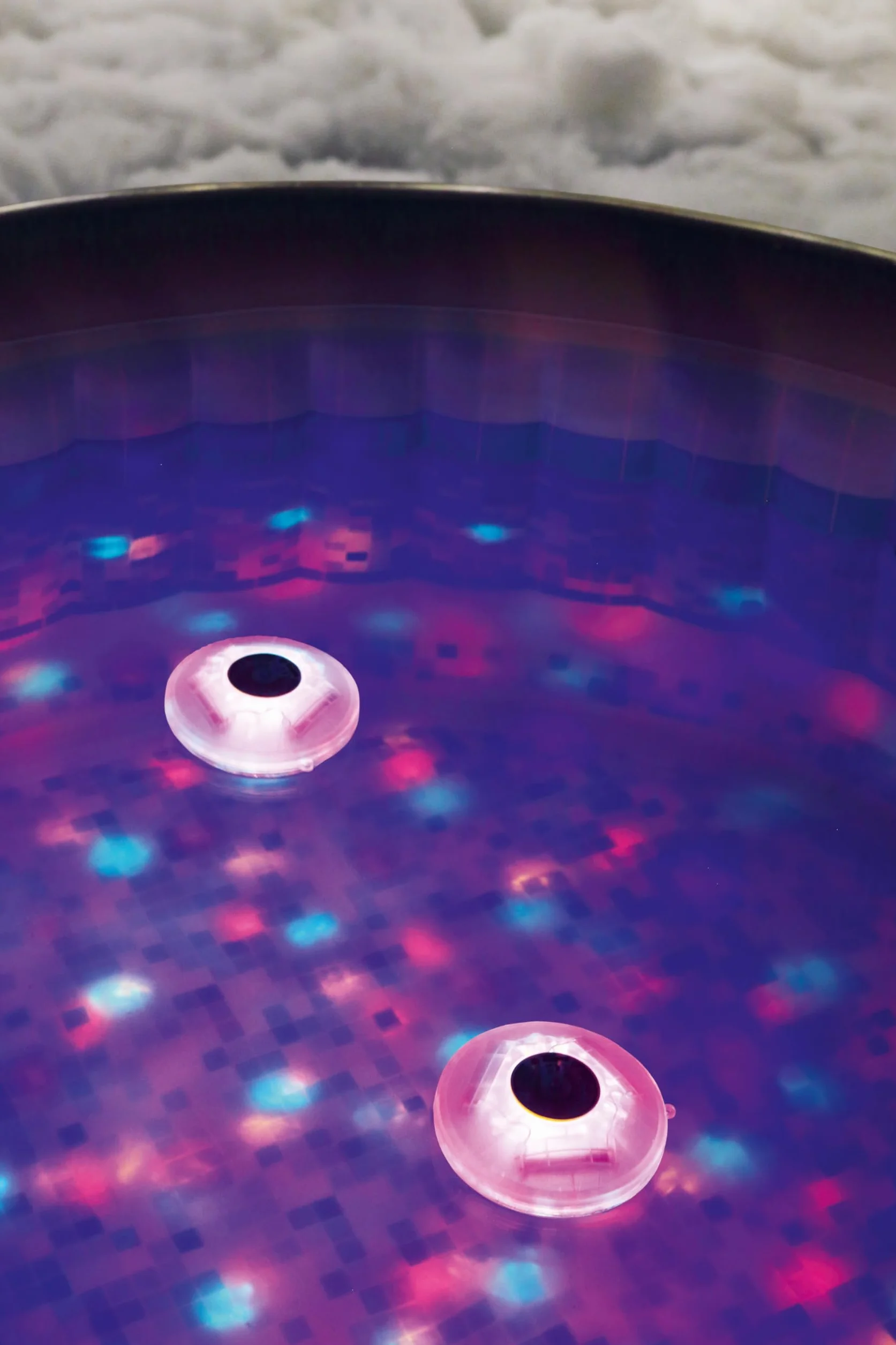 BESTWAY Luz LED Flotante para Piscinas FloatBright 15x14,2x6,7 cm Transparente