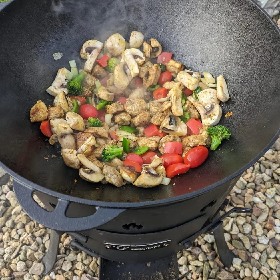 BBQ-Toro Kazan de 12,1 L con Tapa + Kazan Estufa Ø 35 cm | Olla de Hierro Fundido para Estofados | Estufa de Camping Utschag | Cocina Exterior, Horno de Gulash | Horno de Fuego, Caldera, Chimenea