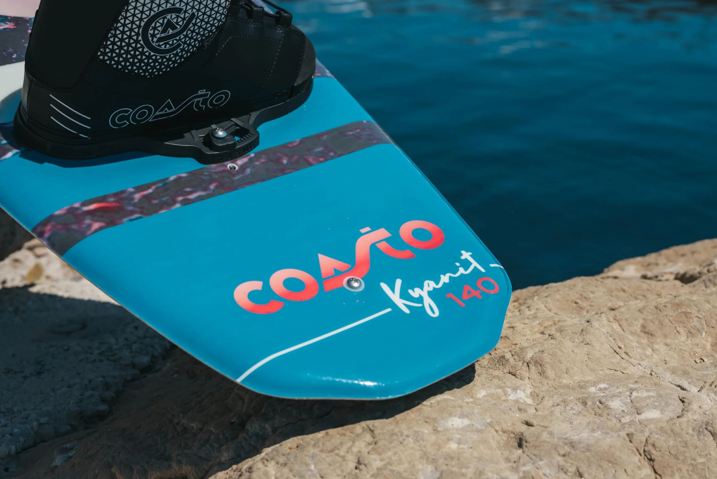 Coasto KYANIT Wakeboard 140 Multicolor