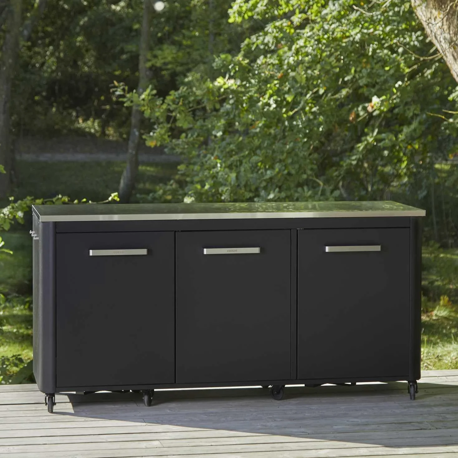Cozze® Cocina de Exterior 180 con encimera INOX – módulo de Cocina Exterior Modular con 3 Puertas, Cubo de Basura Integrado, Soporte para 2 bombonas de Gas, 6 Ruedas, Carga 150 kg