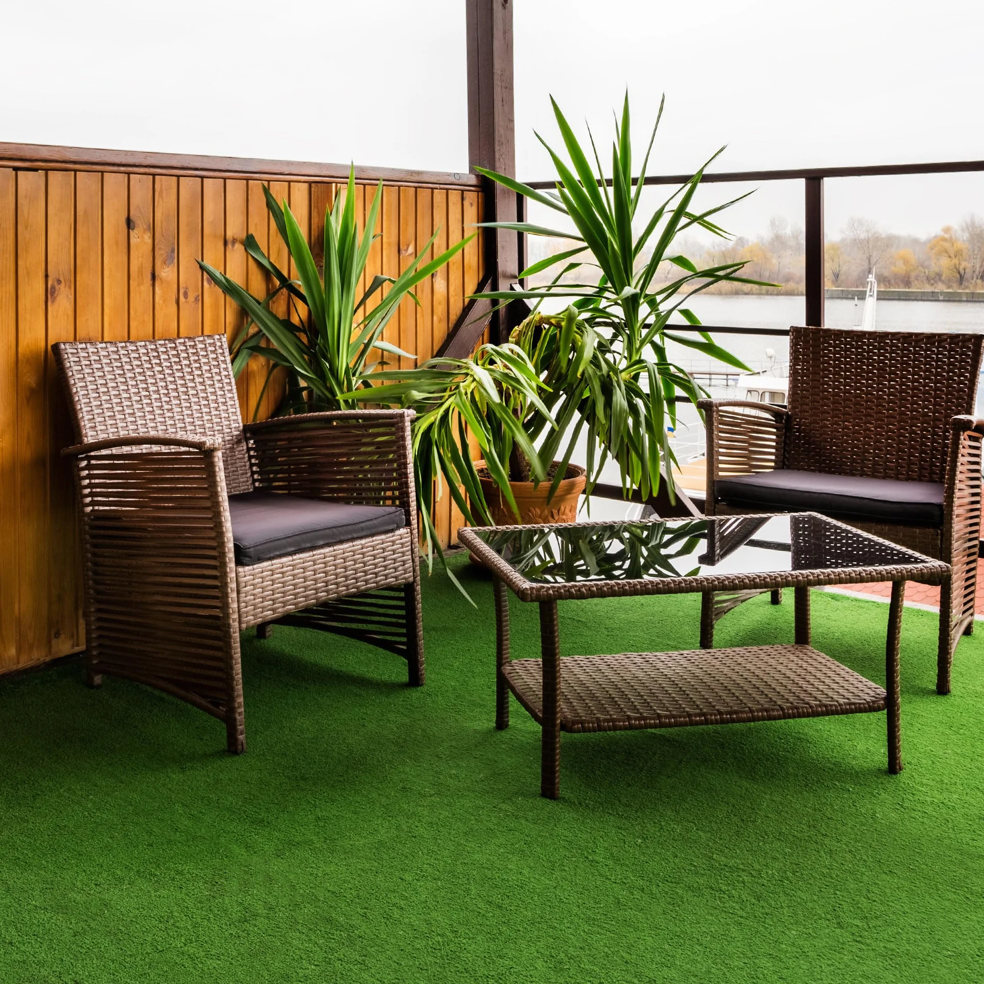 The Secret Home – Césped Artificial de 223 gr/m2 – Rollo de 5 x 2 m – Densidad 7 mm – Decoración para Interior y Exterior - Ideal para Terraza, Jardín, Piscina