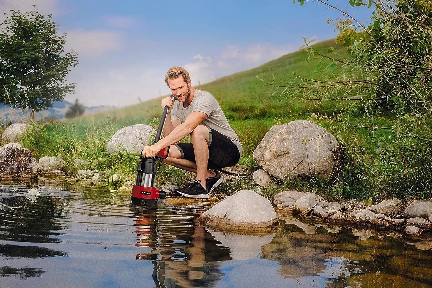 Einhell Bomba de aguas residuales GC-DP 9040 N (900 W, caudal 22.000 l/h, Ø cuerpos extraños 40 mm, protección contra sobrecarga térmica, incl. conexión universal)