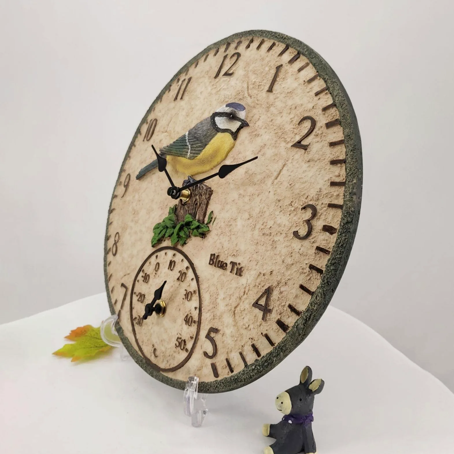 Waterproof Wall Clock Outdoor Thermometer Indoor Outdoor Thermometer Clock Wall-Mounted 12 Inch for Patio Garden Yard