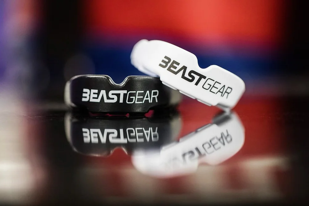 Beast Gear Beast Guard Protector Dental para Boxeo MMA Rugby Muay Thai Hockey Judo Karate Artes Marciales
