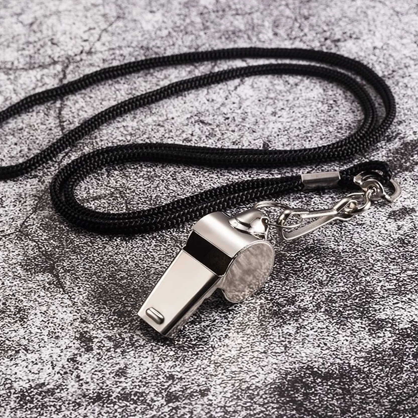Silbato de Acero Inoxidable con Cordón, Sonido Fuerte para Árbitros Entrenadores Salvavidas