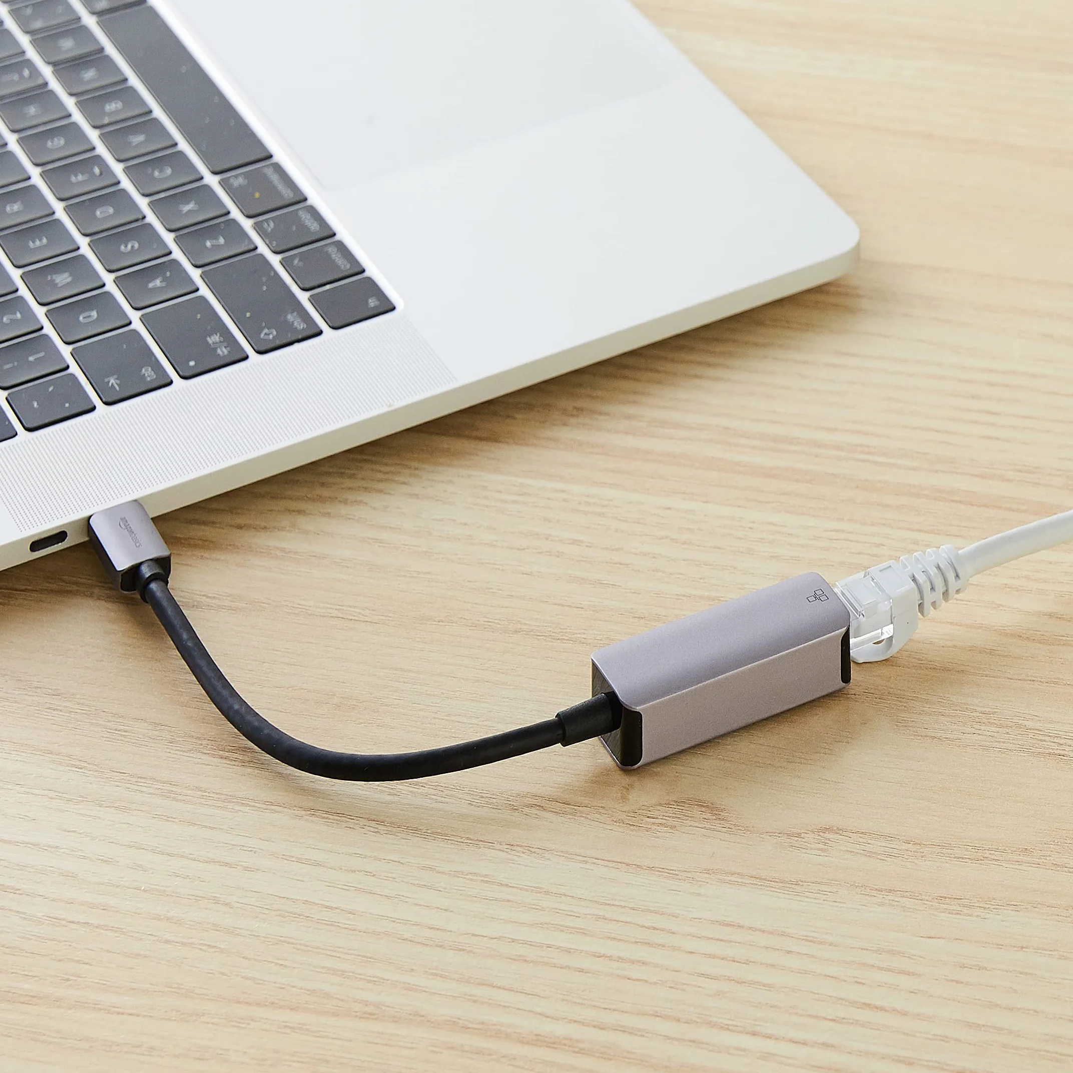 Amazon Basics Adaptador USB 3.1 Tipo C a Gigabit Ethernet RJ-45 Aluminio Gris