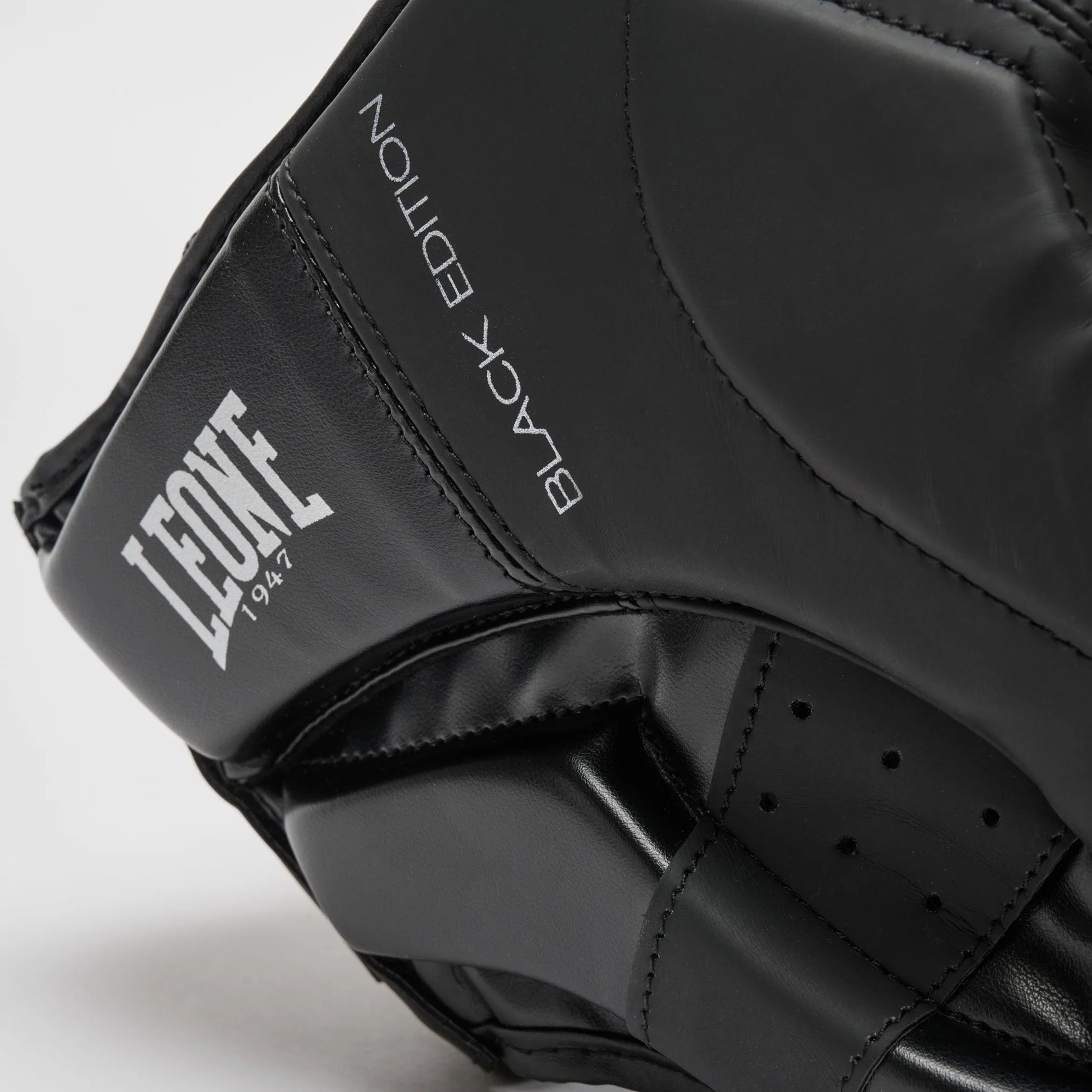 Leone 1947 CS435 Casco Black Edition Negro M