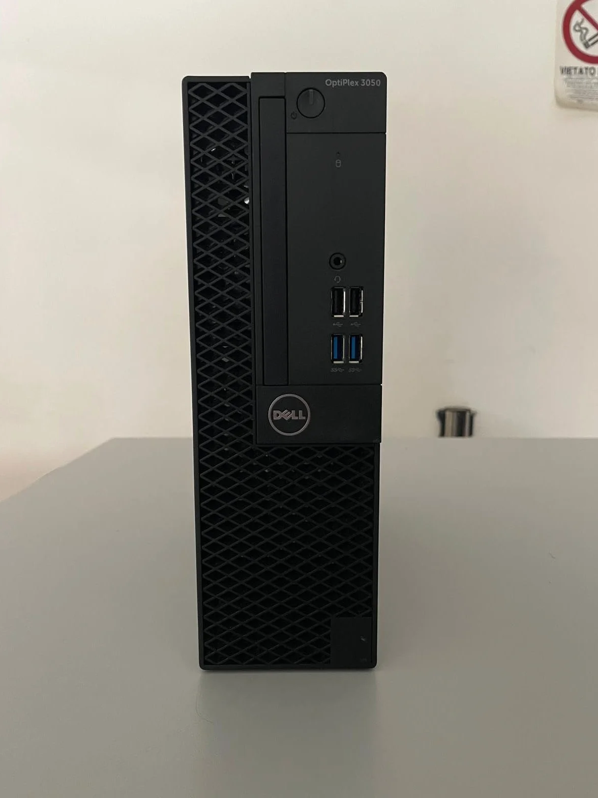 Dell Sff Desktop PC Core i7 6th RAM 16 GB SSD 512 GB Windows 11 Office 2021 WiFi