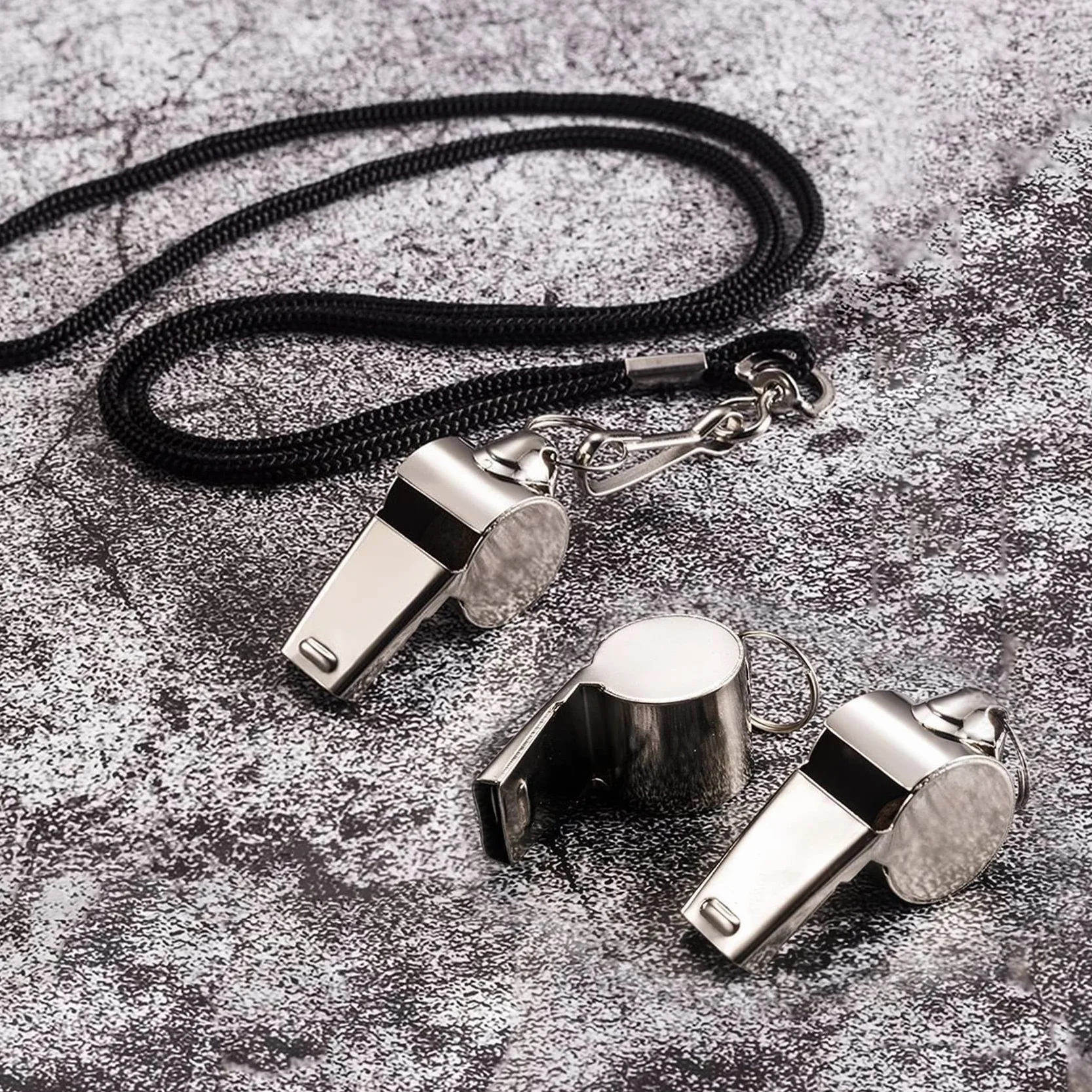 Silbato de Acero Inoxidable con Cordón, Sonido Fuerte para Árbitros, Entrenadores, Salvavidas - 3 Unidades