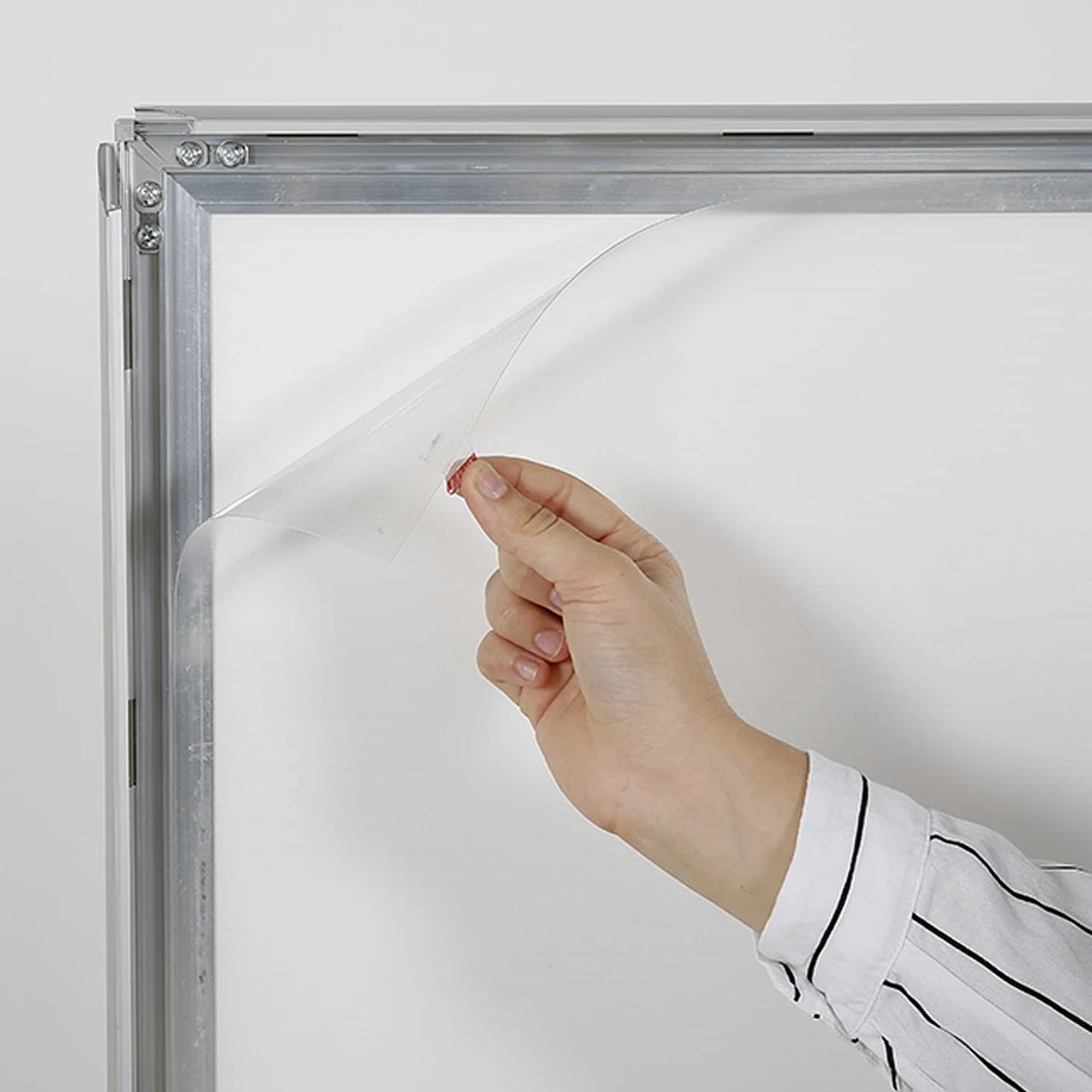 DisplayLager Customer - Tope de doble suspensión para carteles (modelo Wind-Pro para DIN A1, 594 x 841 mm, resistente a la intemperie, peso para altas velocidades del viento y ruedas (A1, gris)