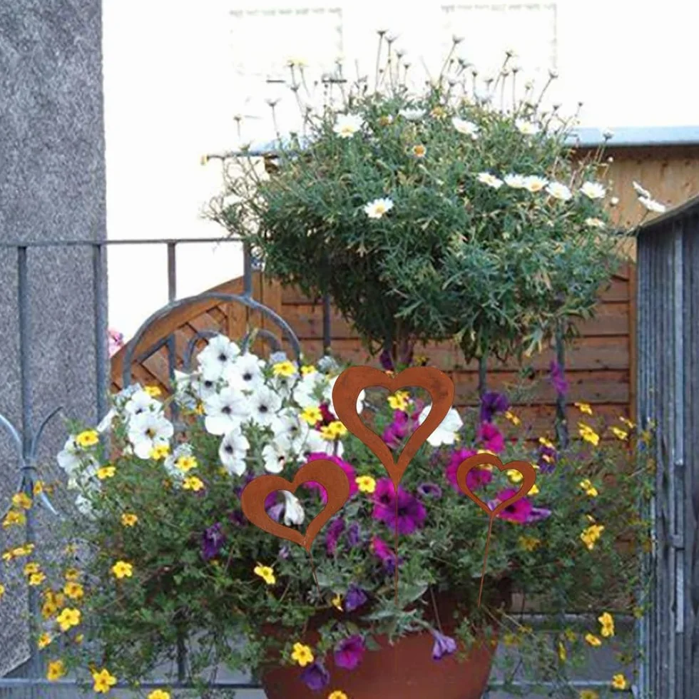 Juego de 3 Estacas Decorativas Tapones de Corazon Metal Oxidado Conectores Decoración para Exterior Jardín Terraza Balcón
