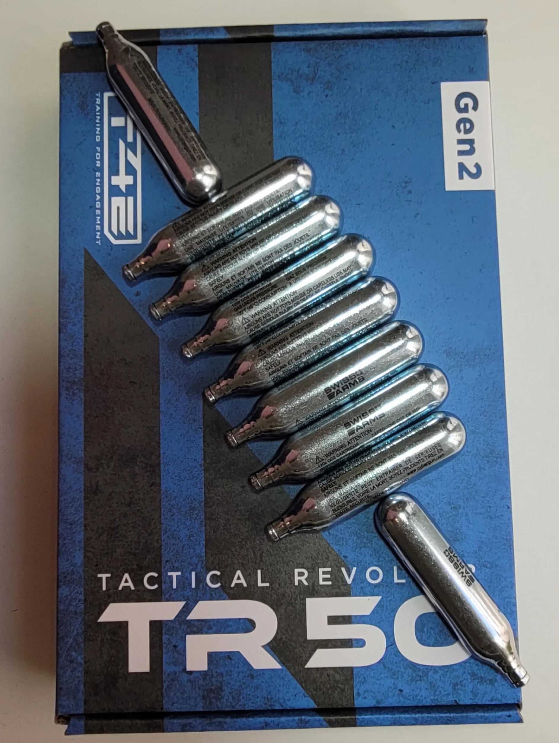 Pack de 5 Bombonas de CO2 + 100 Bolas de Goma .50 + Maletin para Airsoft