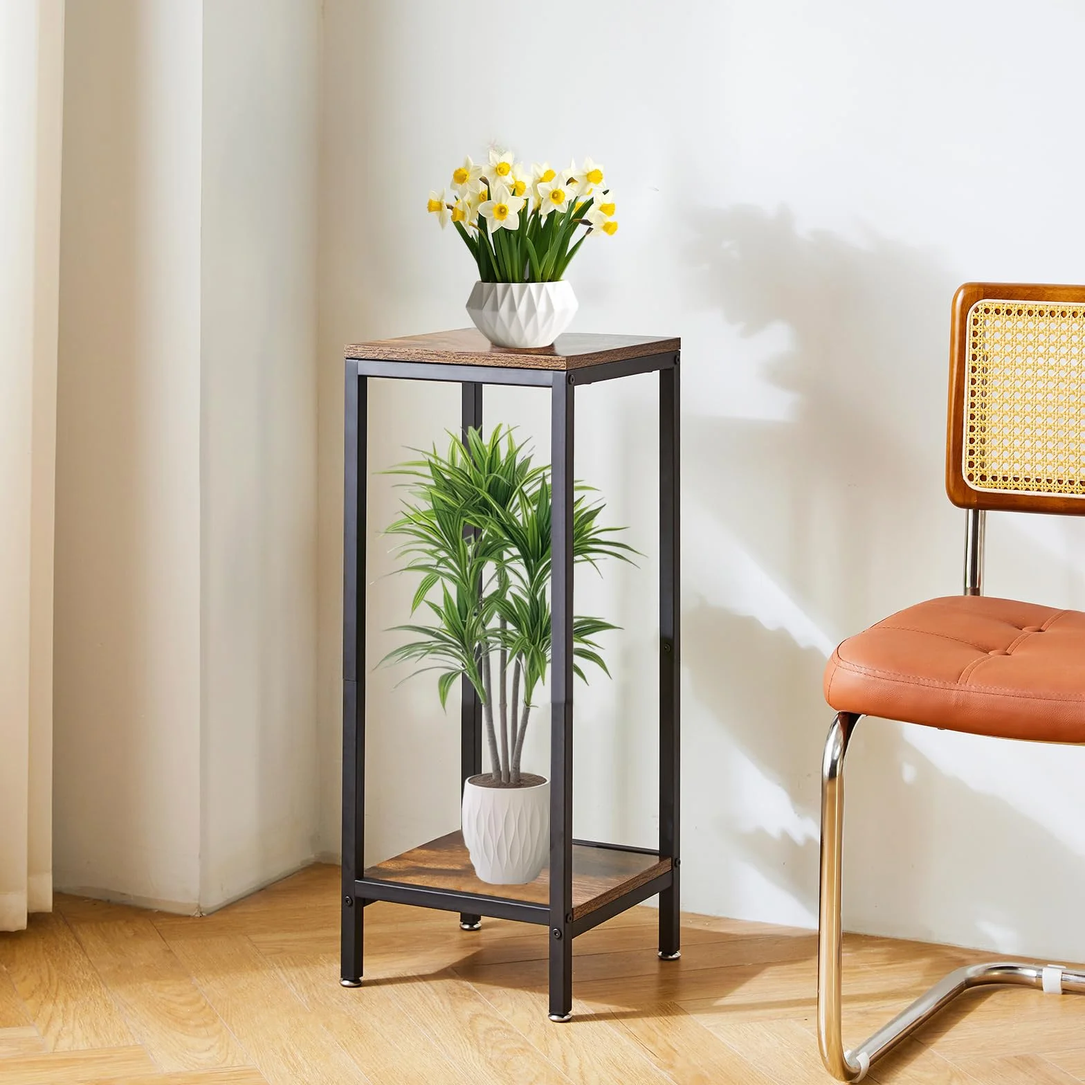 IBUYKE 2 Niveles de Soporte para Plantas para Interior, 76cm de Altura Soporte para Macetas de Madera, Cuadrado Soporte para Plantas para Interior Jardín Balcón, Marrón Rústico TMJ071H