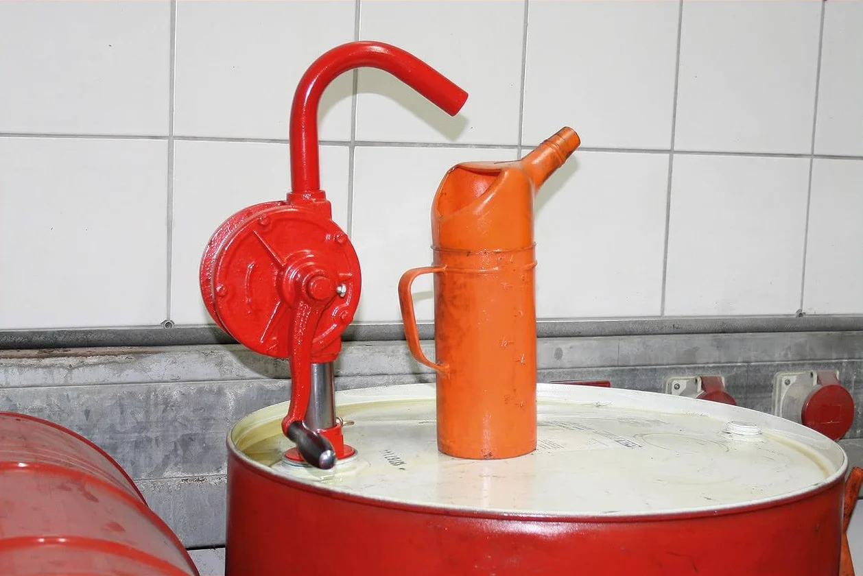 KS Tools 150.8256 Bomba de manivela para bidones