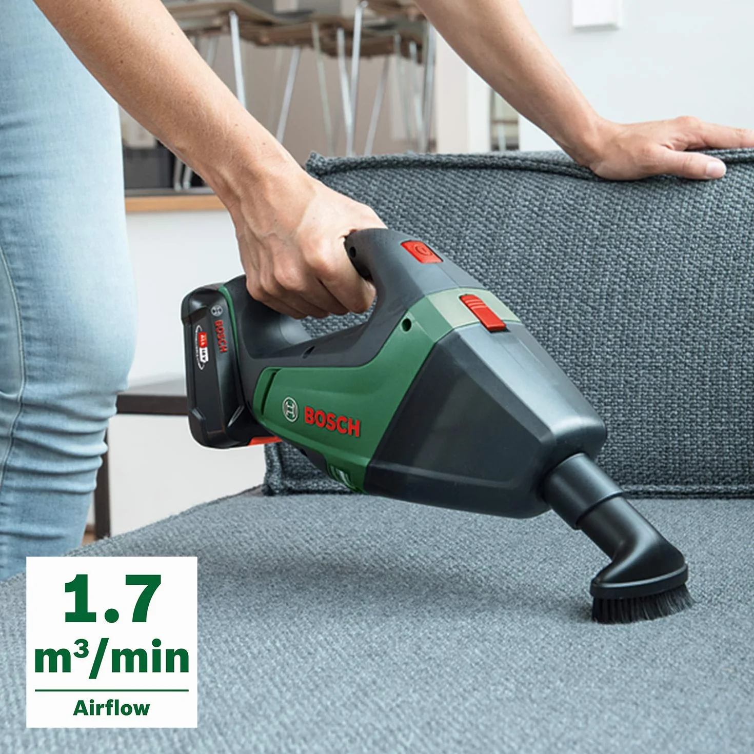 Bosch Aspirador a batería UniversalVac 18 (sin batería, Sistema de 18V, en Caja)
