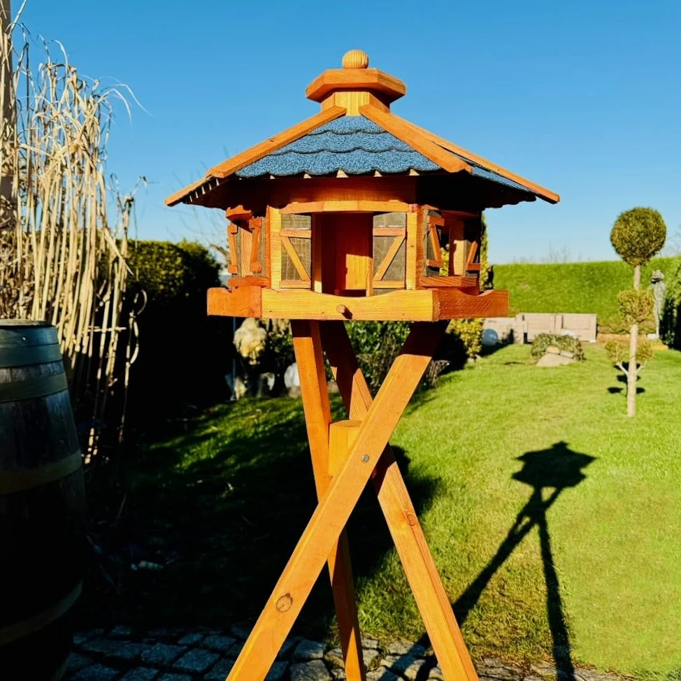 Comedero para pájaros XL hexagonal, de madera y tejas bituminosas, con y sin soporte, XL con soporte, color azul - marrón