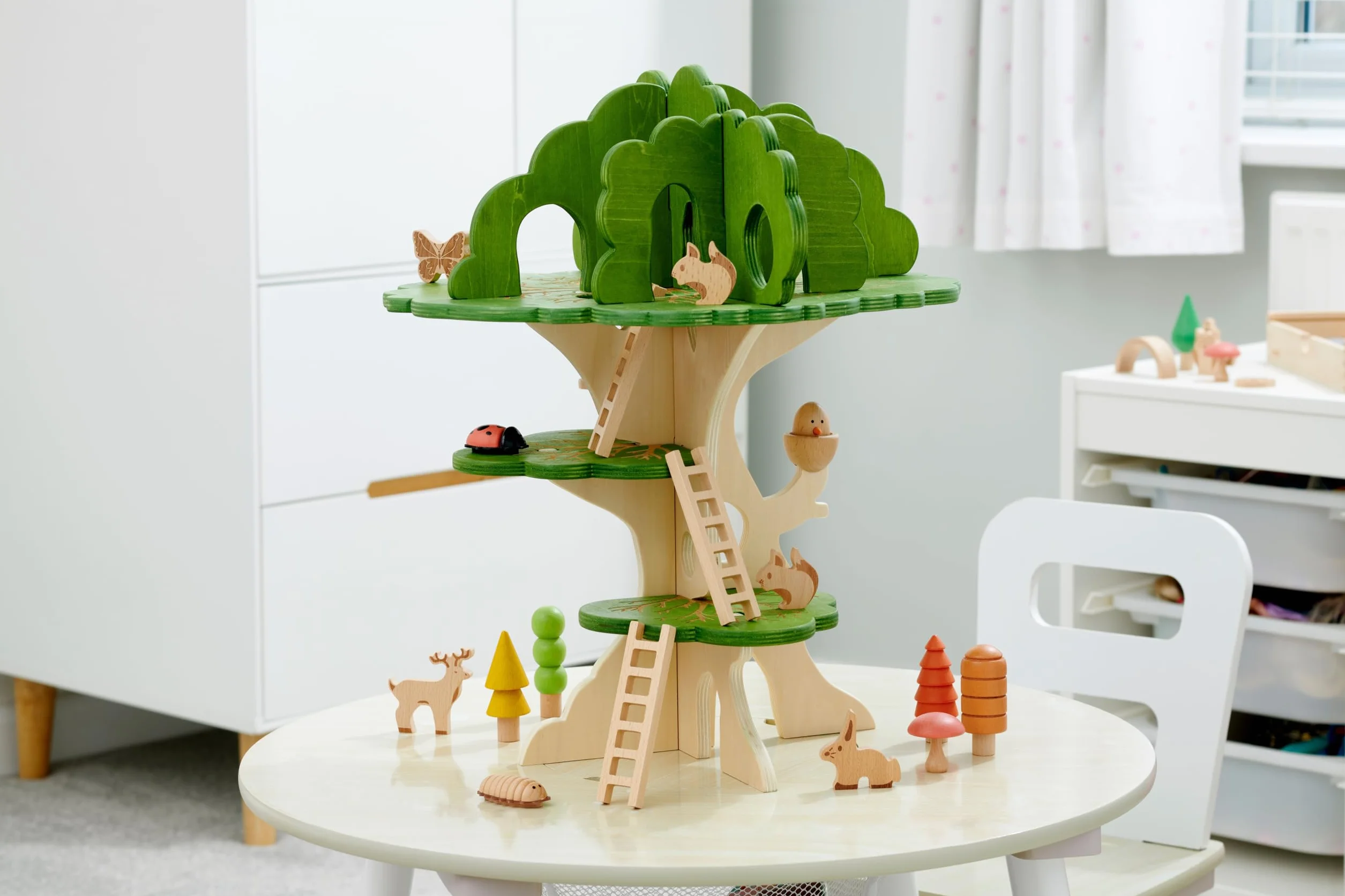 Tickit 74059 Woodland Trail Tree House – Wooden Treehouse – Playhouse – Small World Play